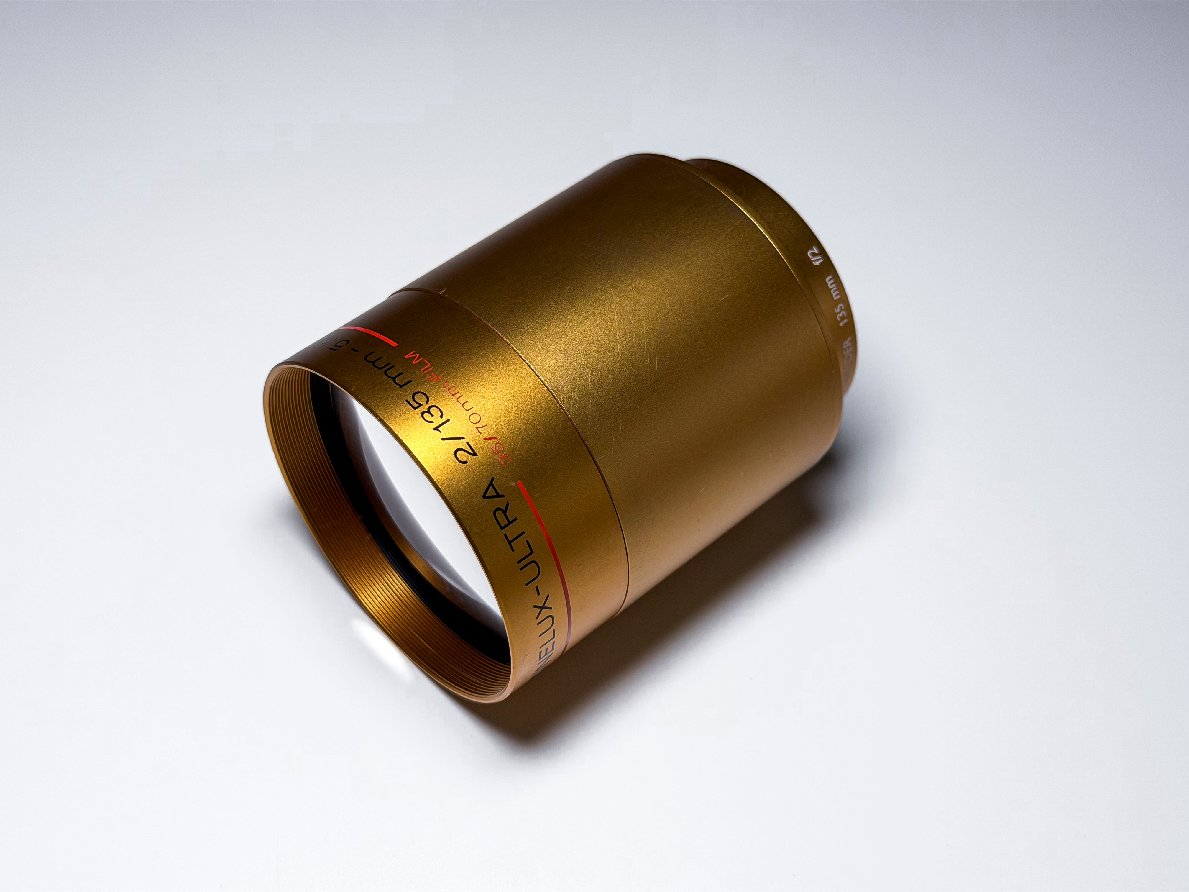 Schenider 135mm f/2 Cinelux Ultra Projection Lens 35 / 70mm - Covers 6x7 and GFX