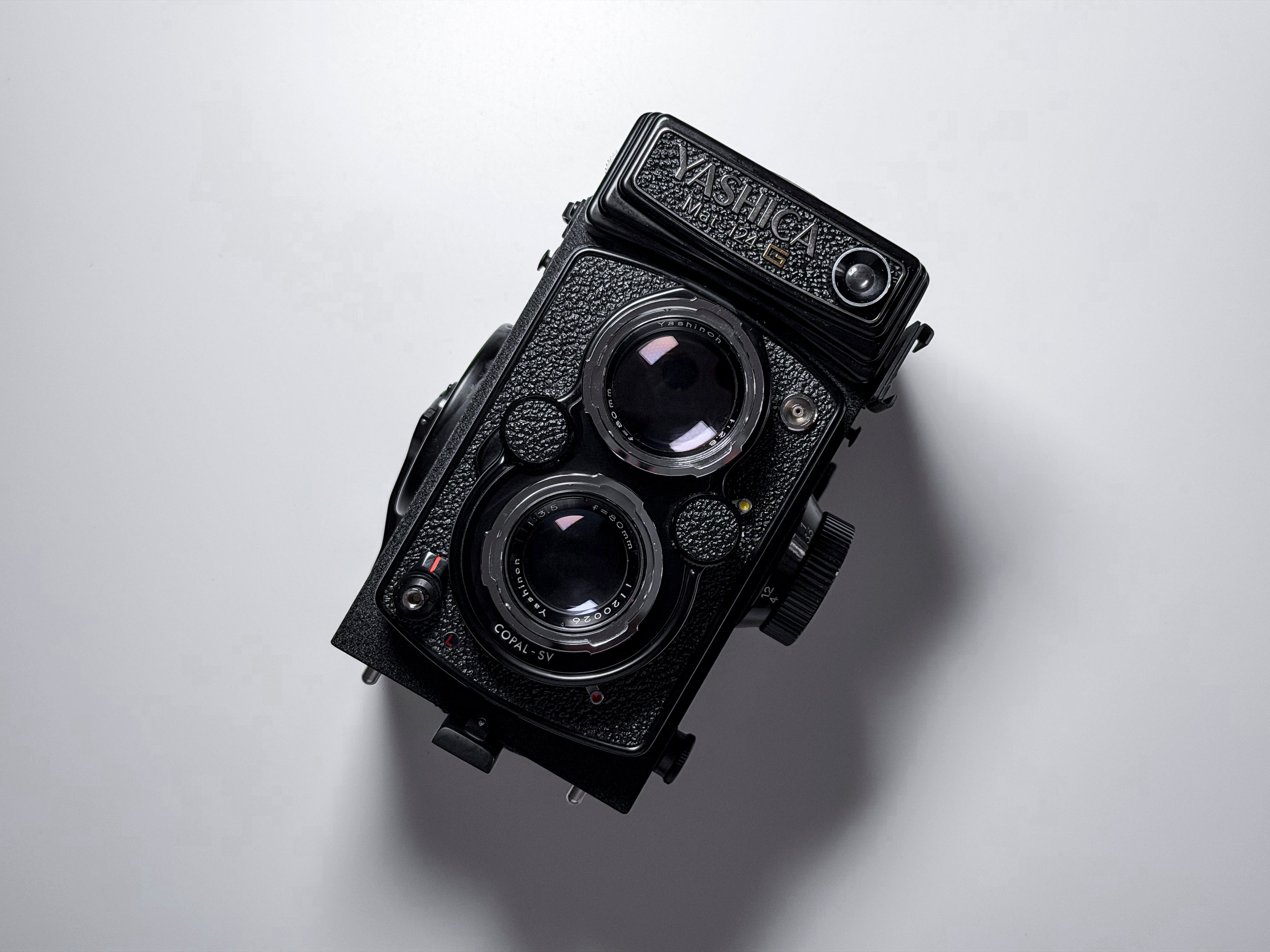 Yashica Mat 124g Medium Format TLR 120 Film Camera - Near Mint, Film Tested