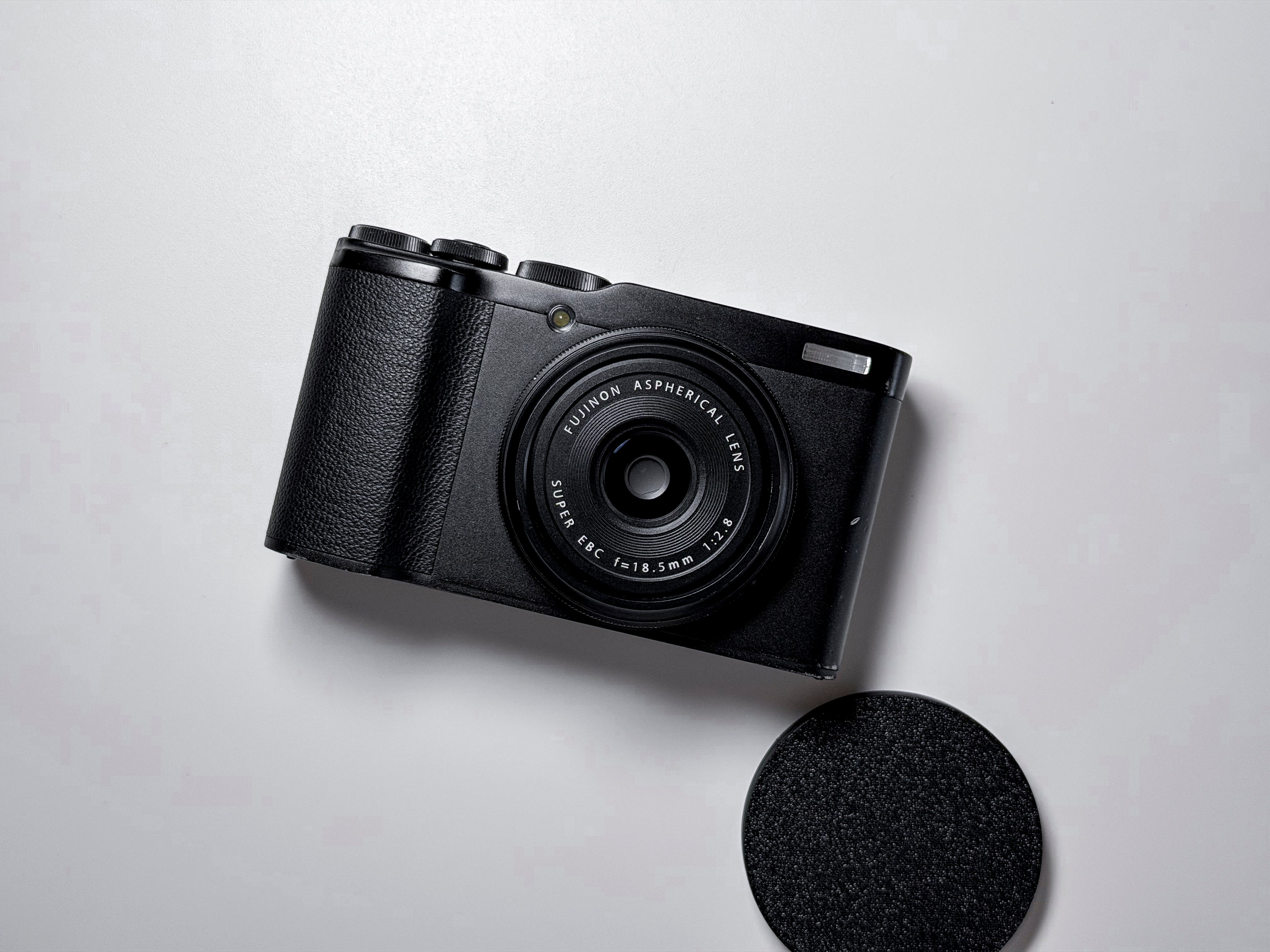 Fujifilm XF10 Digital Camera APS-C X-Trans 24.2 Mpx - 1 Year Warranty Fuji X-F10