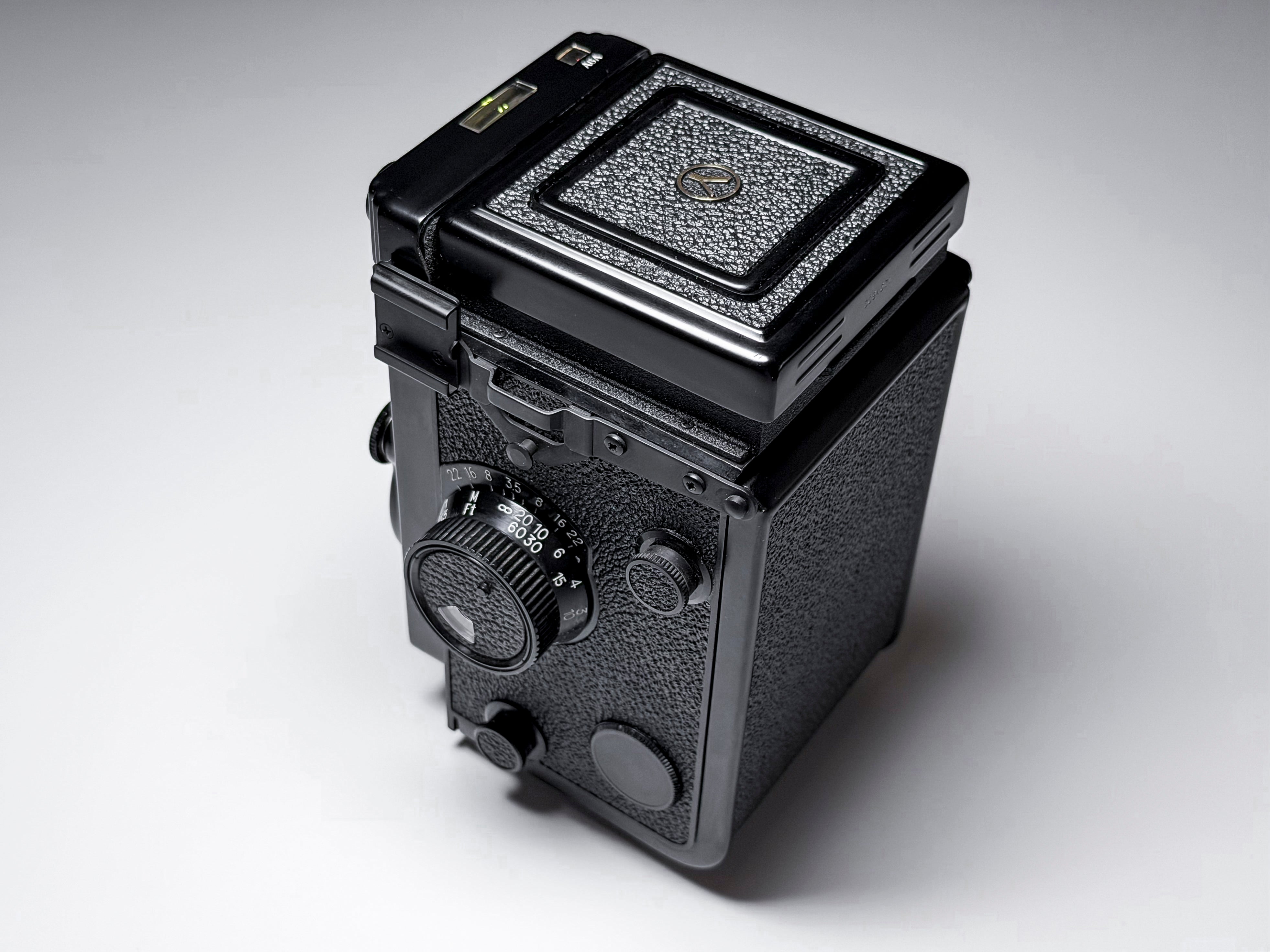 Yashica Mat 124g Medium Format TLR 120 Film Camera - Near Mint, Film Tested