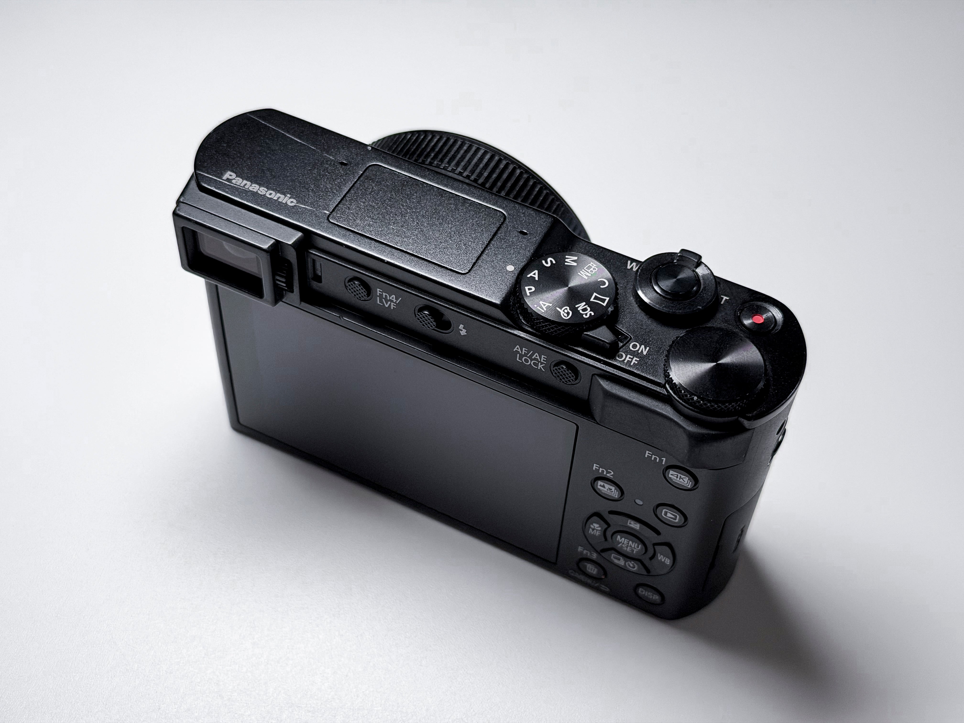 Panasonic Lumix TZ200 15x Leica Lens - 1 Year Warranty ZS200 TZ-200