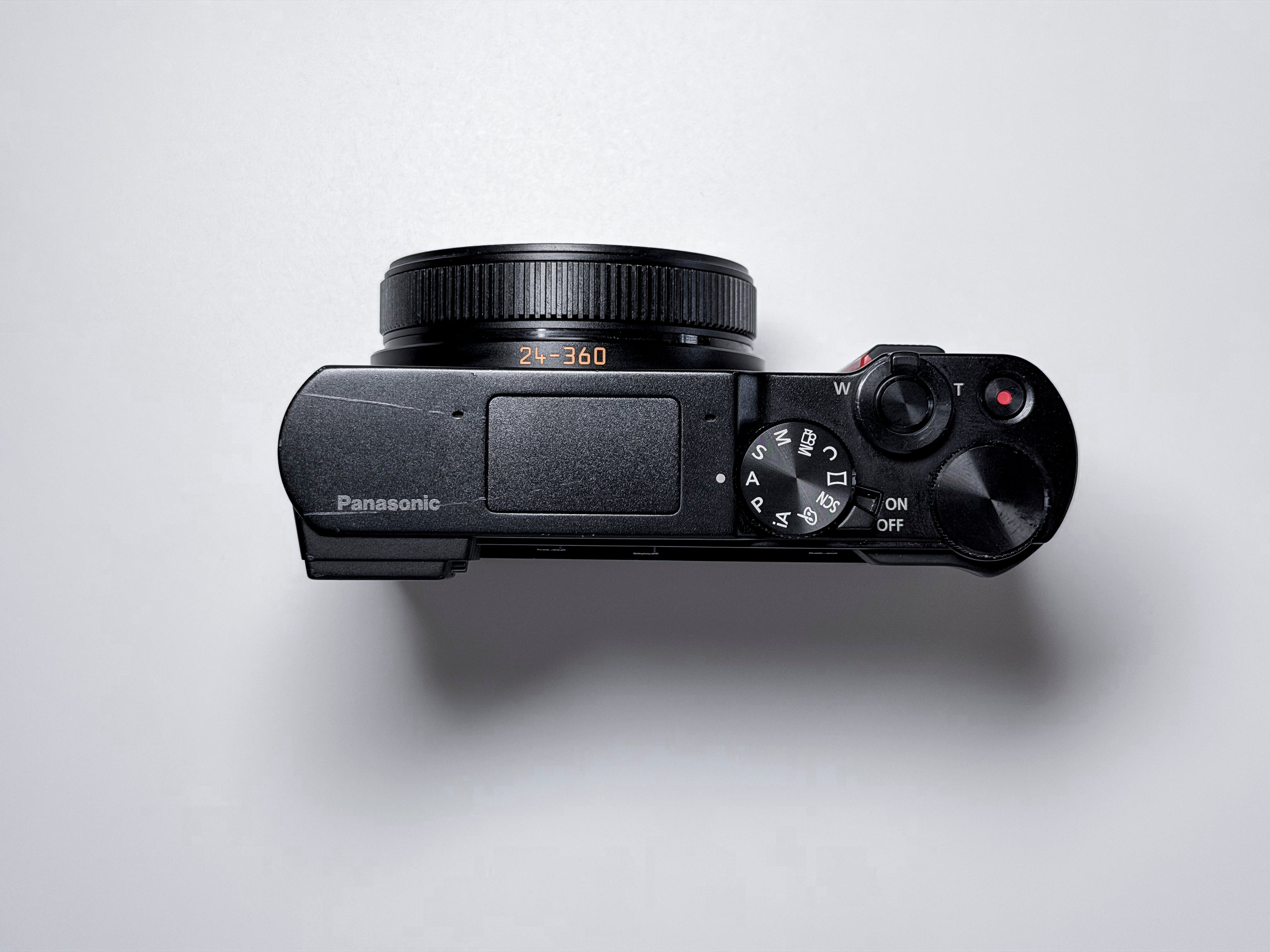 Panasonic Lumix TZ200 15x Leica Lens - 1 Year Warranty ZS200 TZ-200