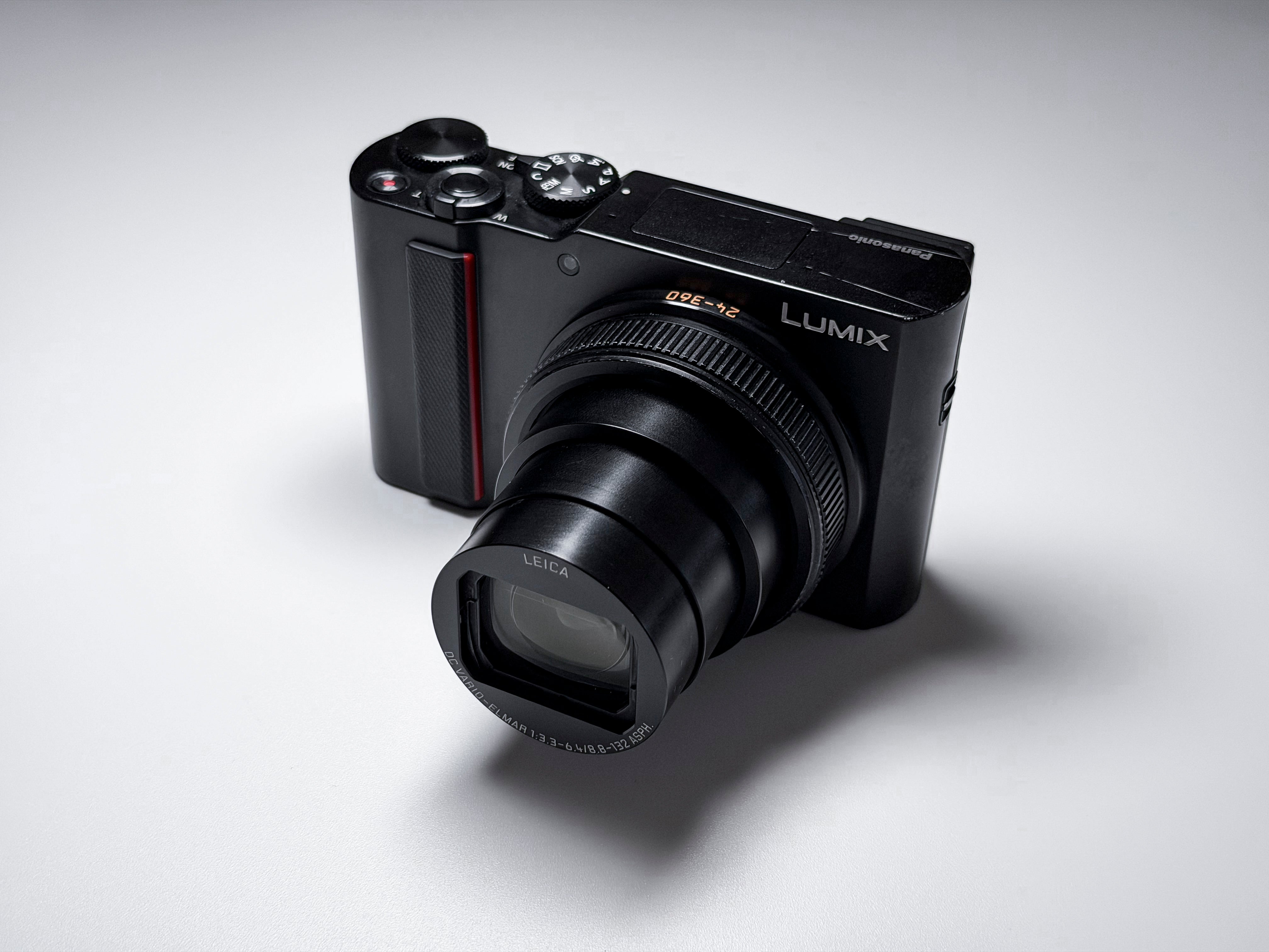 Panasonic Lumix TZ200 15x Leica Lens - 1 Year Warranty ZS200 TZ-200