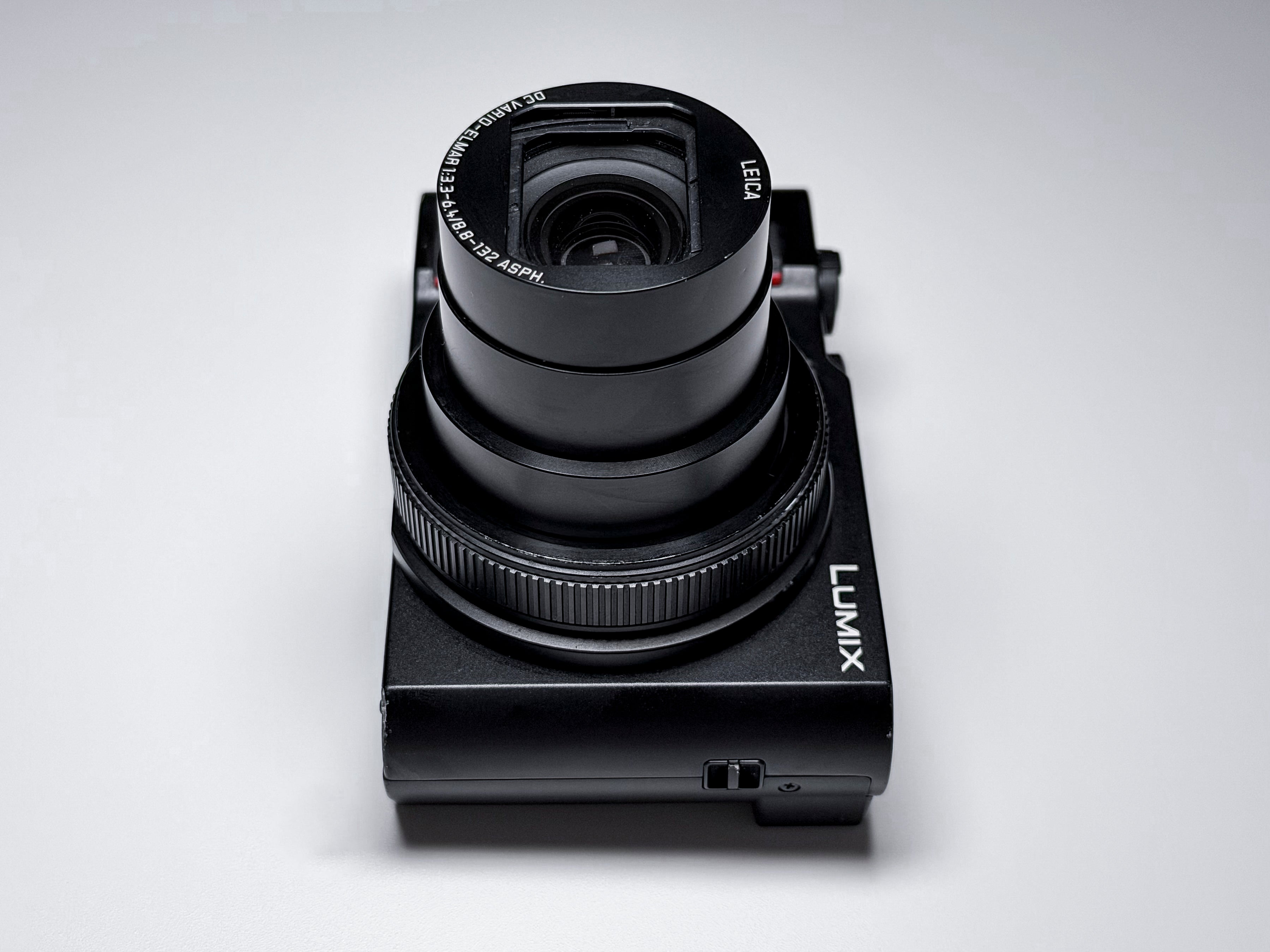 Panasonic Lumix TZ200 15x Leica Lens - 1 Year Warranty ZS200 TZ-200