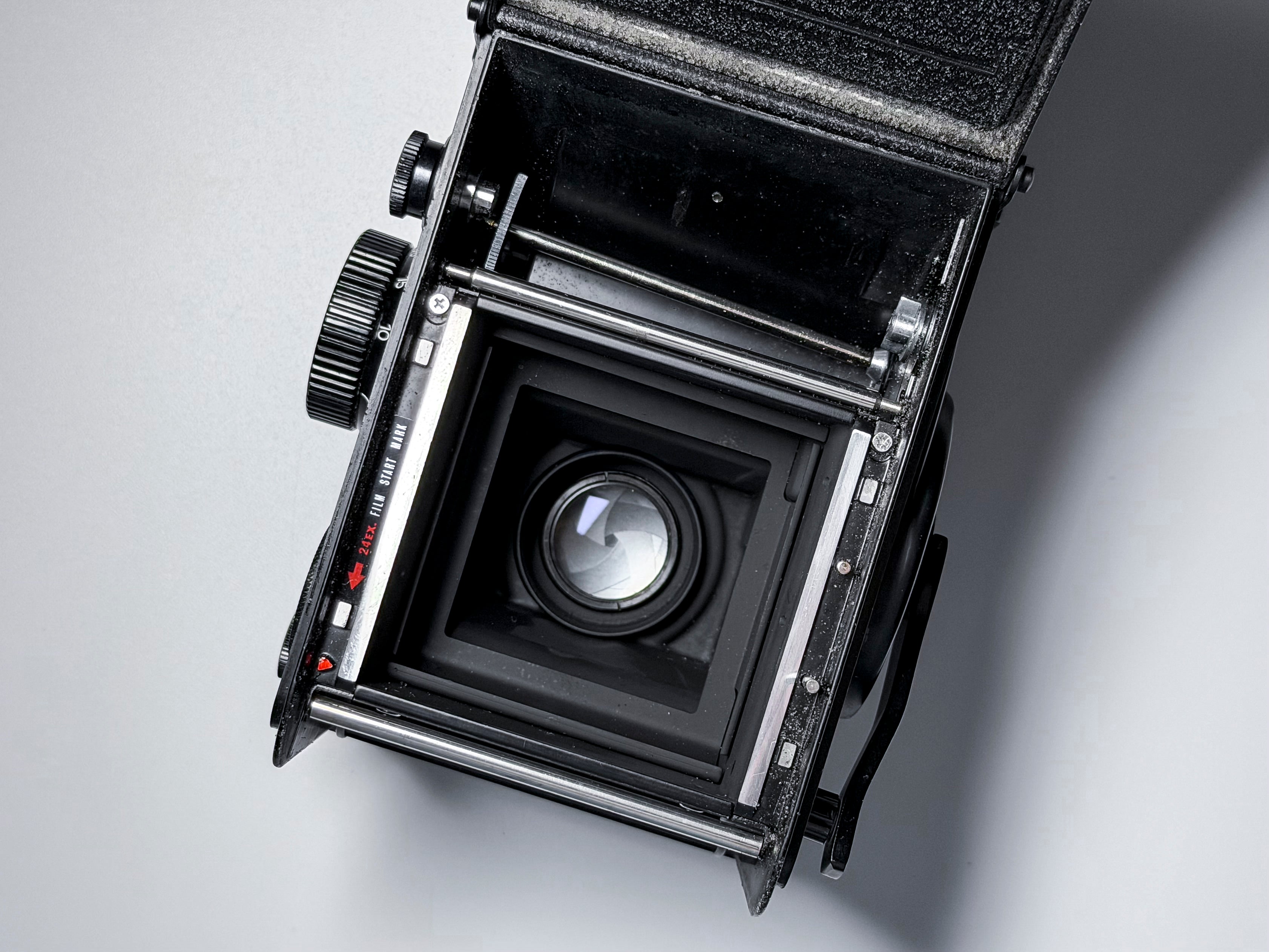 Yashica Mat 124g Medium Format TLR 120 Film Tested - Excellent, Read