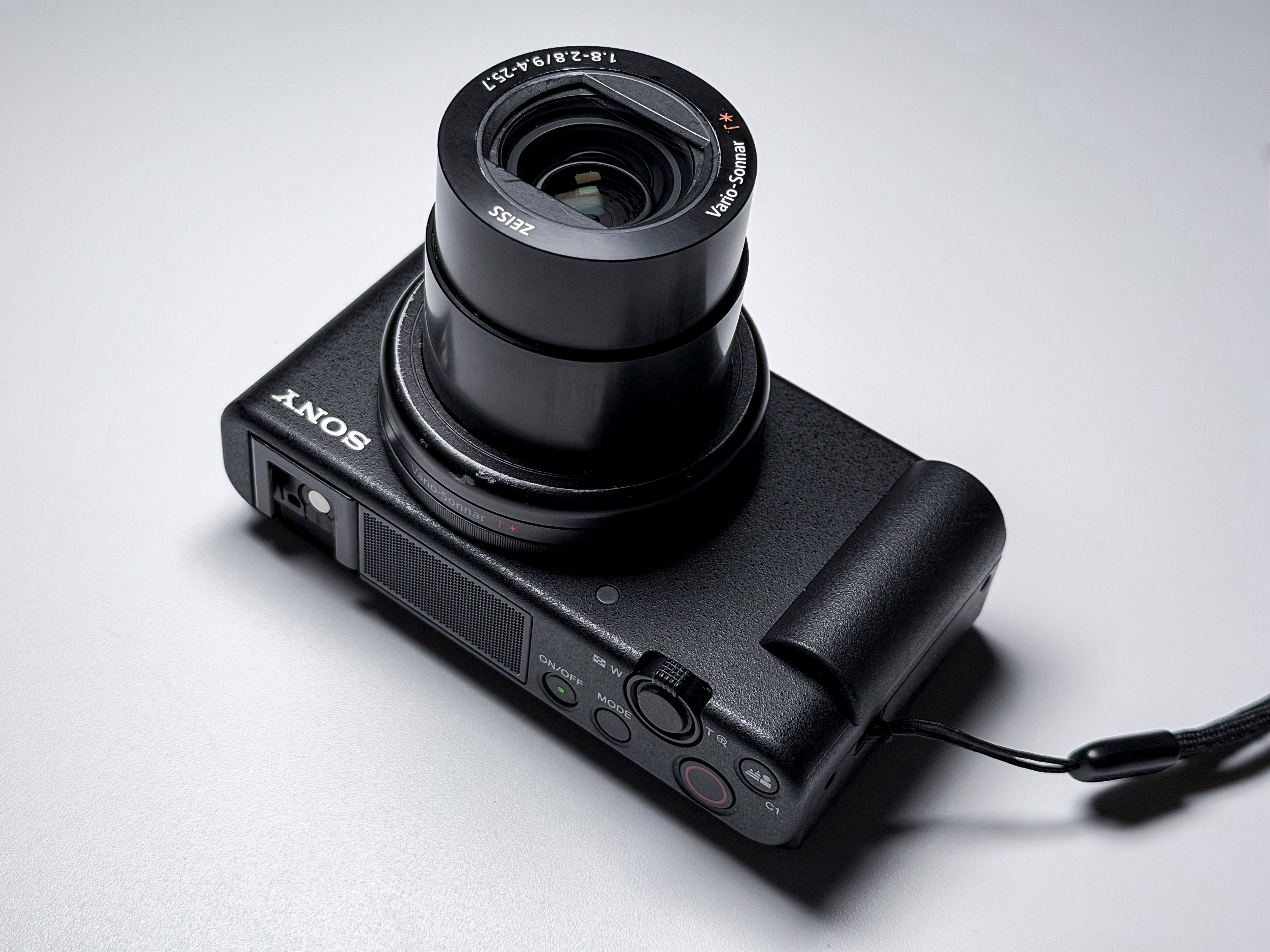 Sony ZV1 Cyber-shot ZV-1 4K - 1 Year Warranty, Excellent