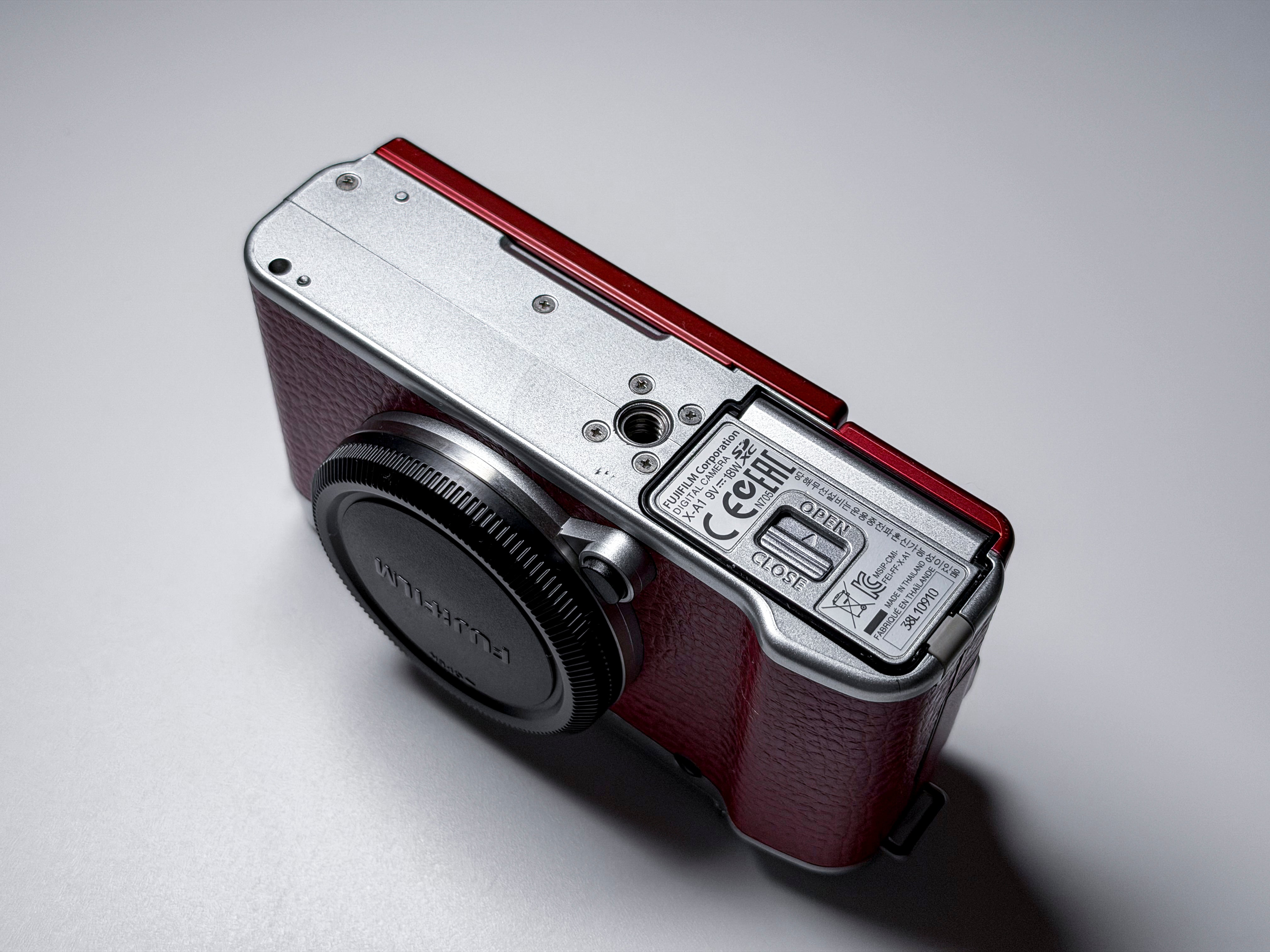 Fujifilm X-A1 Mirrorless APS-C Camera Body - 1 Year Warranty, Fuji XA1