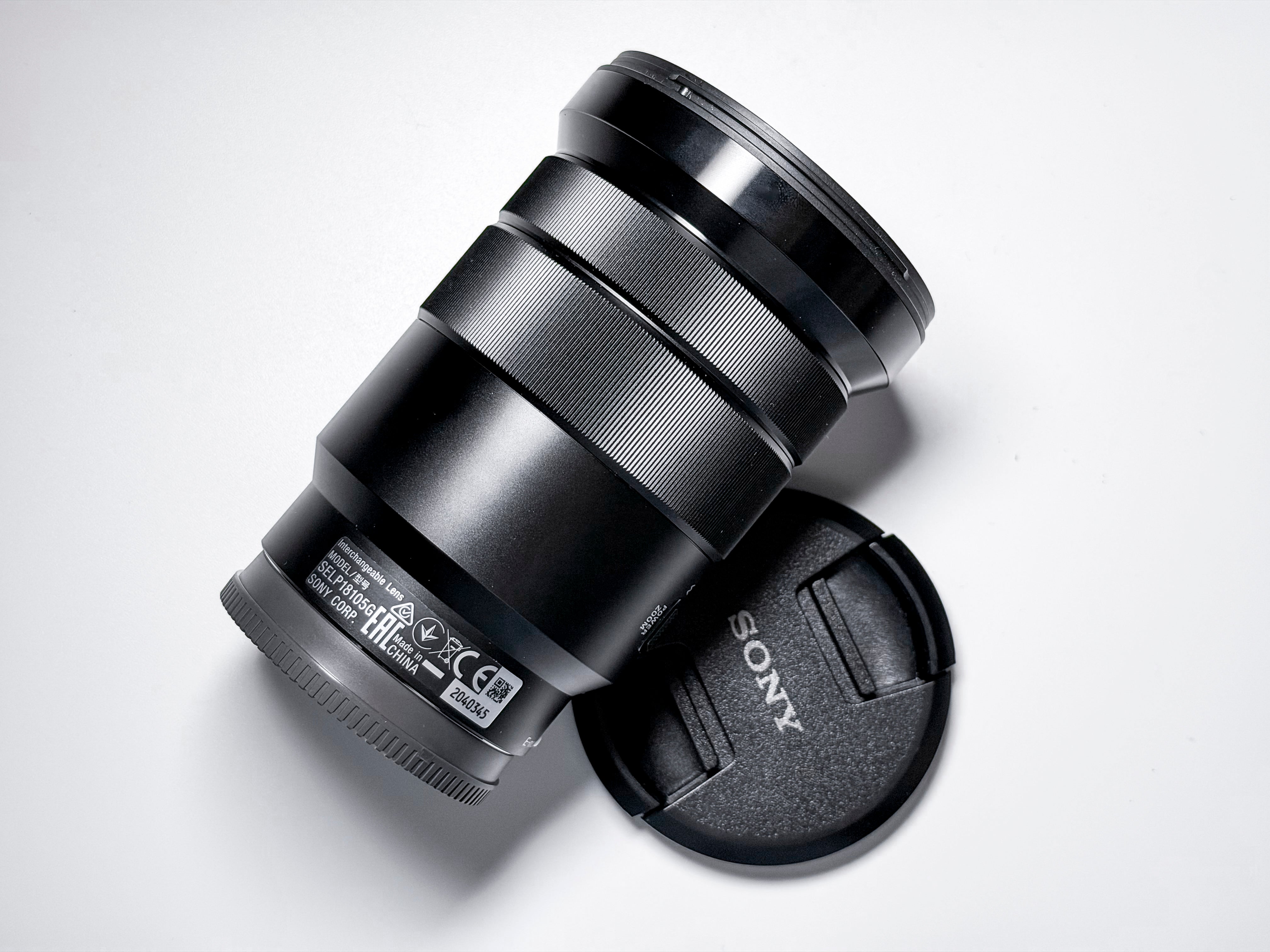 Sony 18-105mm f/4 G OSS Lens - 1 Year Warranty Mint Condition