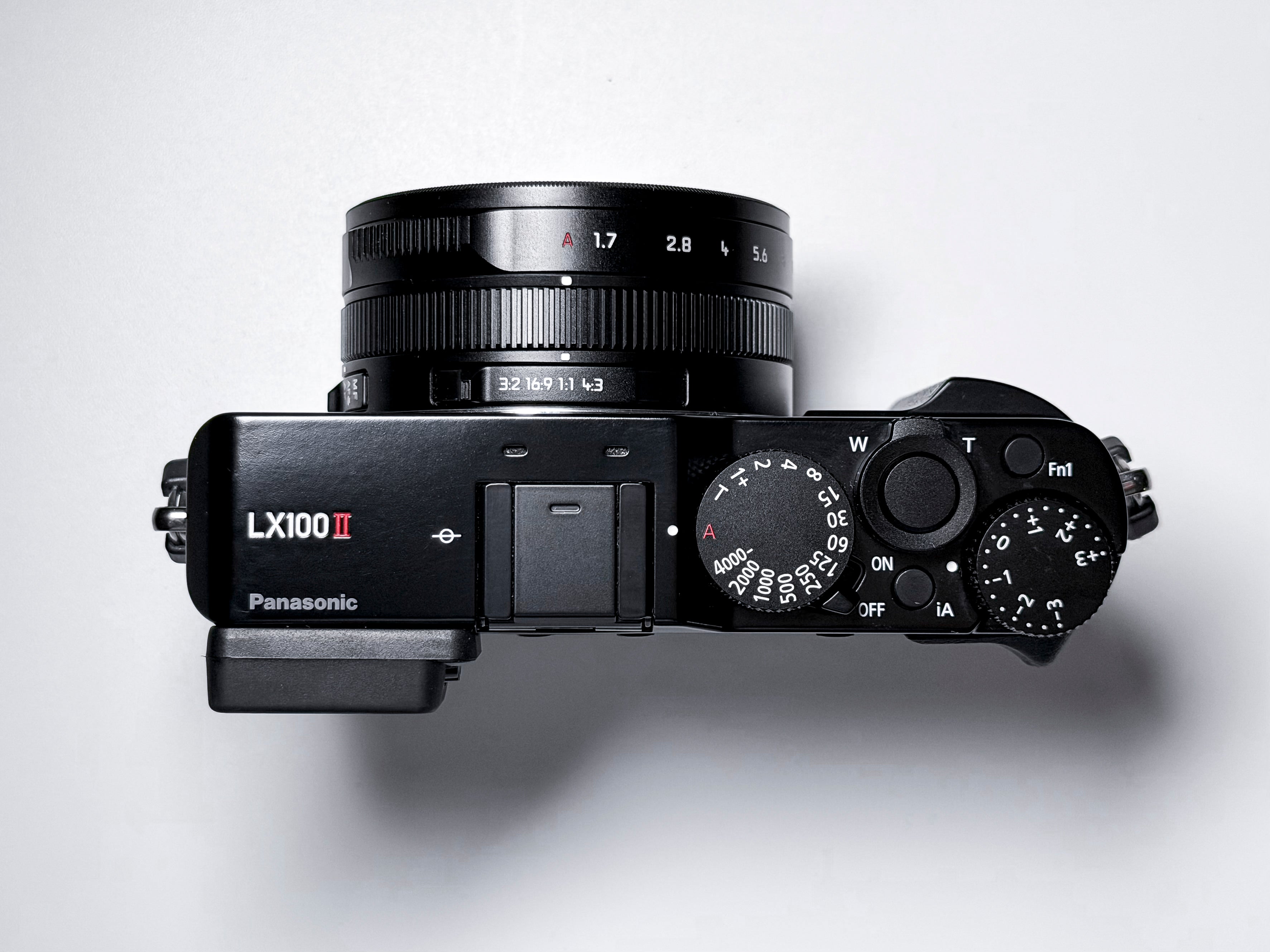 Panasonic Lumix LX100 II Leica Lens MFT Sensor - Near Mint, 1 Year Warranty,