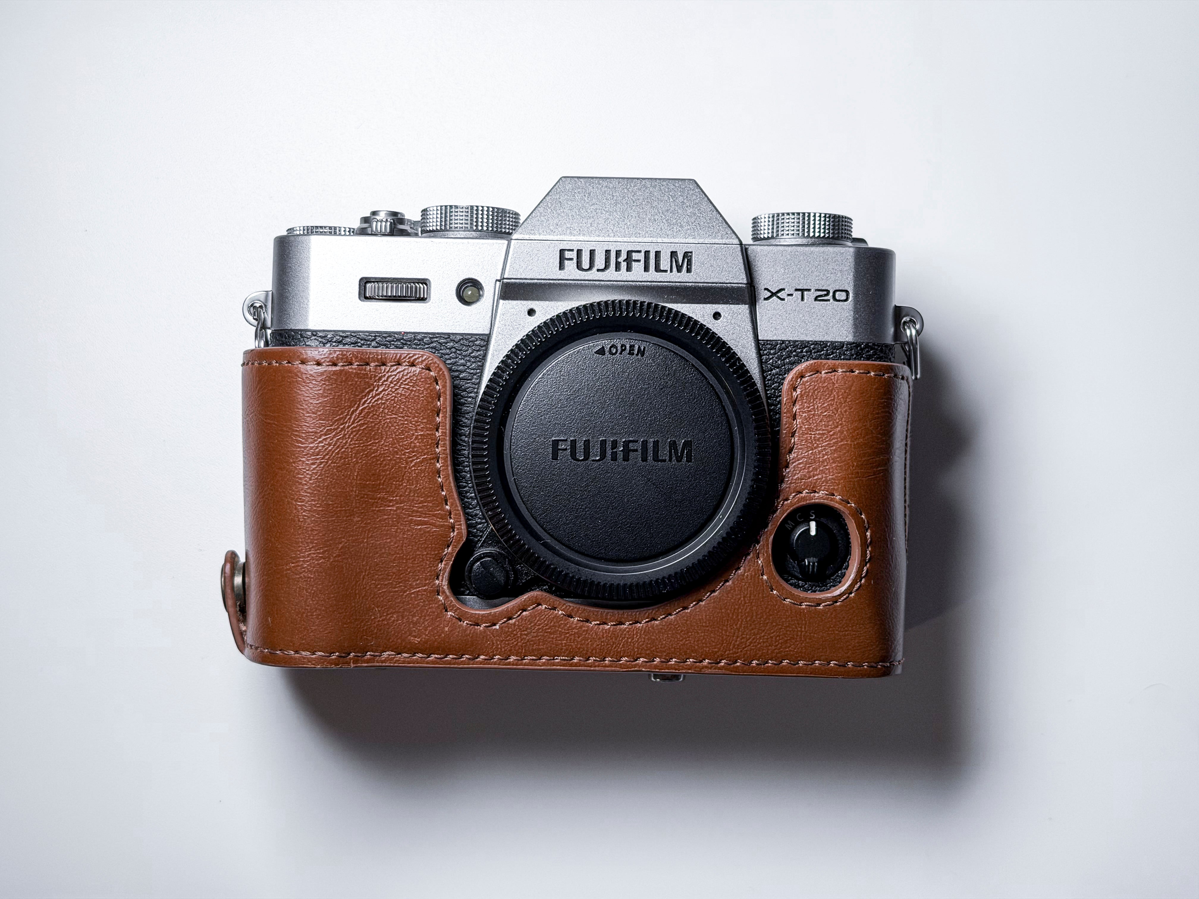 Fujifilm X-T20 Mirrorless APS-C 4K Video - 1 Year Warranty, Excellent Fuji XT20