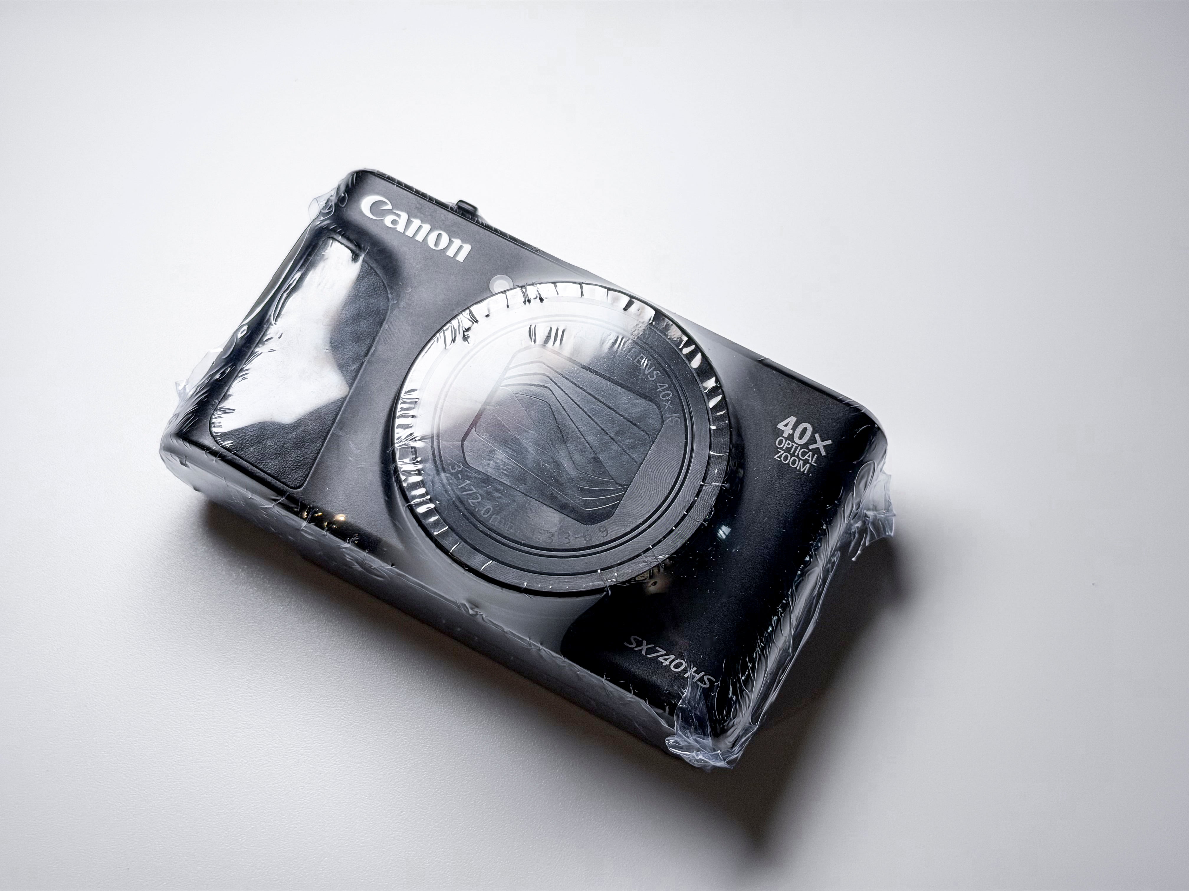 Canon SX740 HS Powershot 40x Zoom - Mint, 1 Year Warranty SX 740