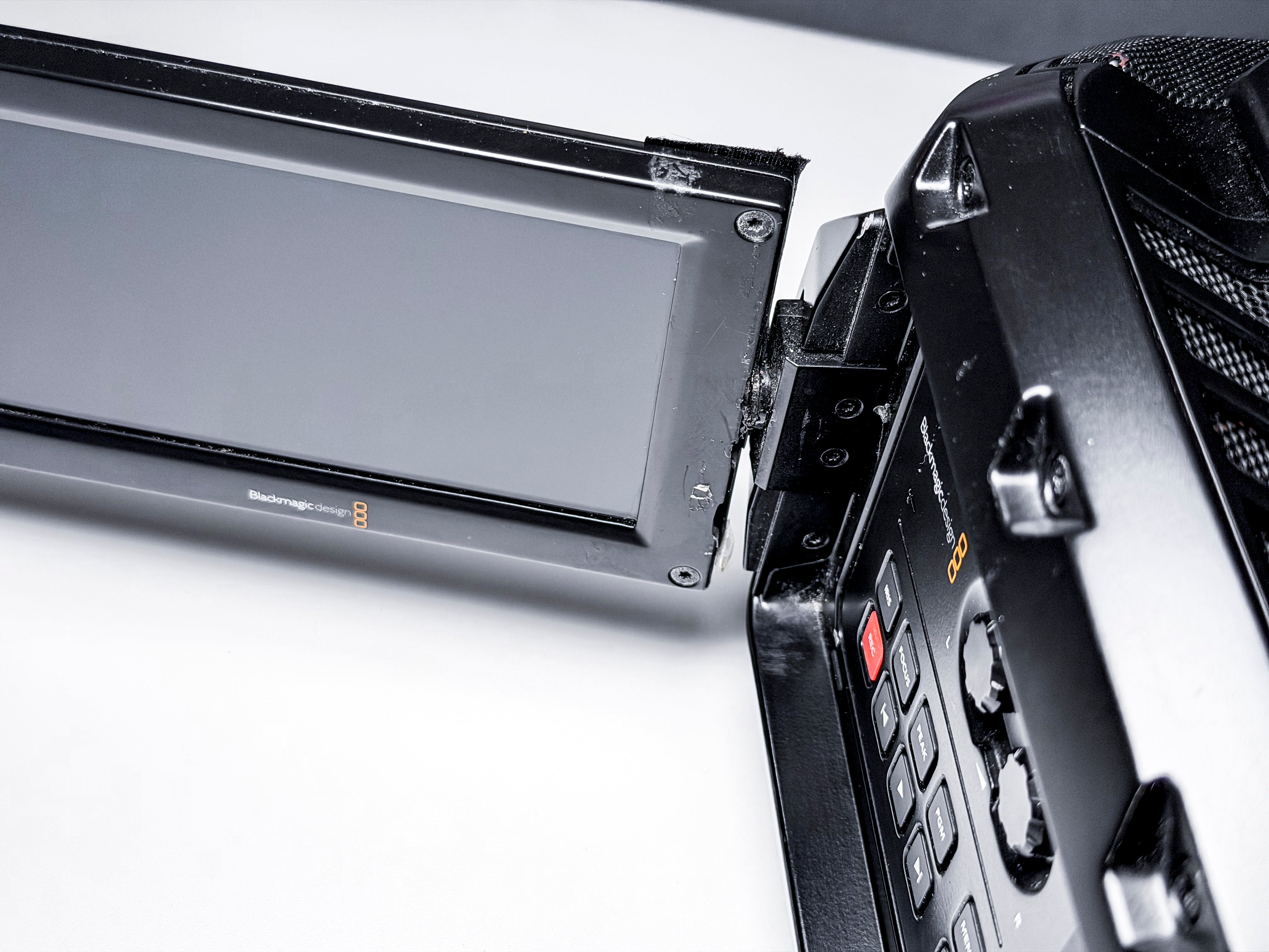 Blackmagic Design Ursa Mini 4K Canon EF Mount - Working, Read