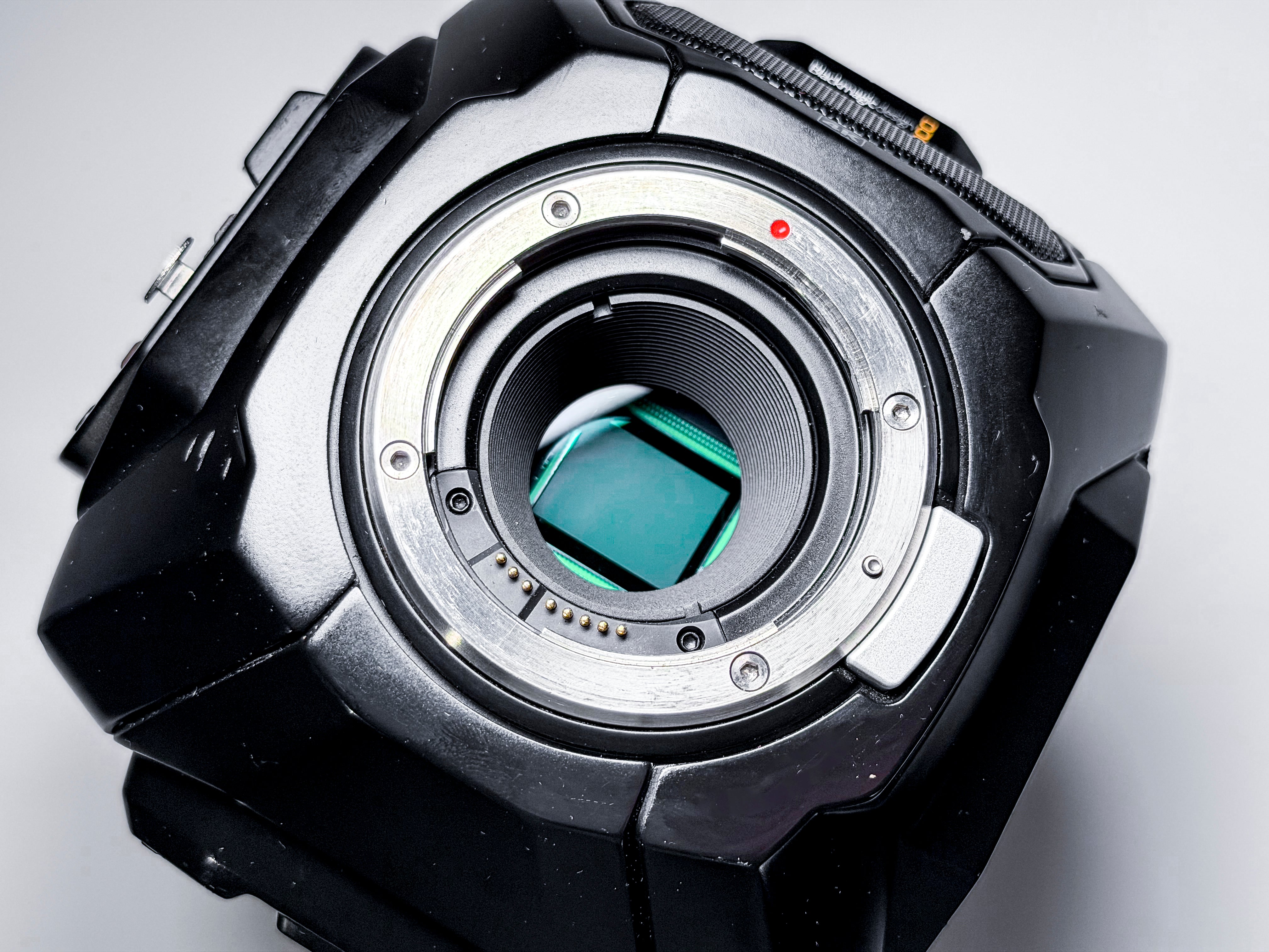 Blackmagic Design Ursa Mini 4K Canon EF Mount - Working, Read