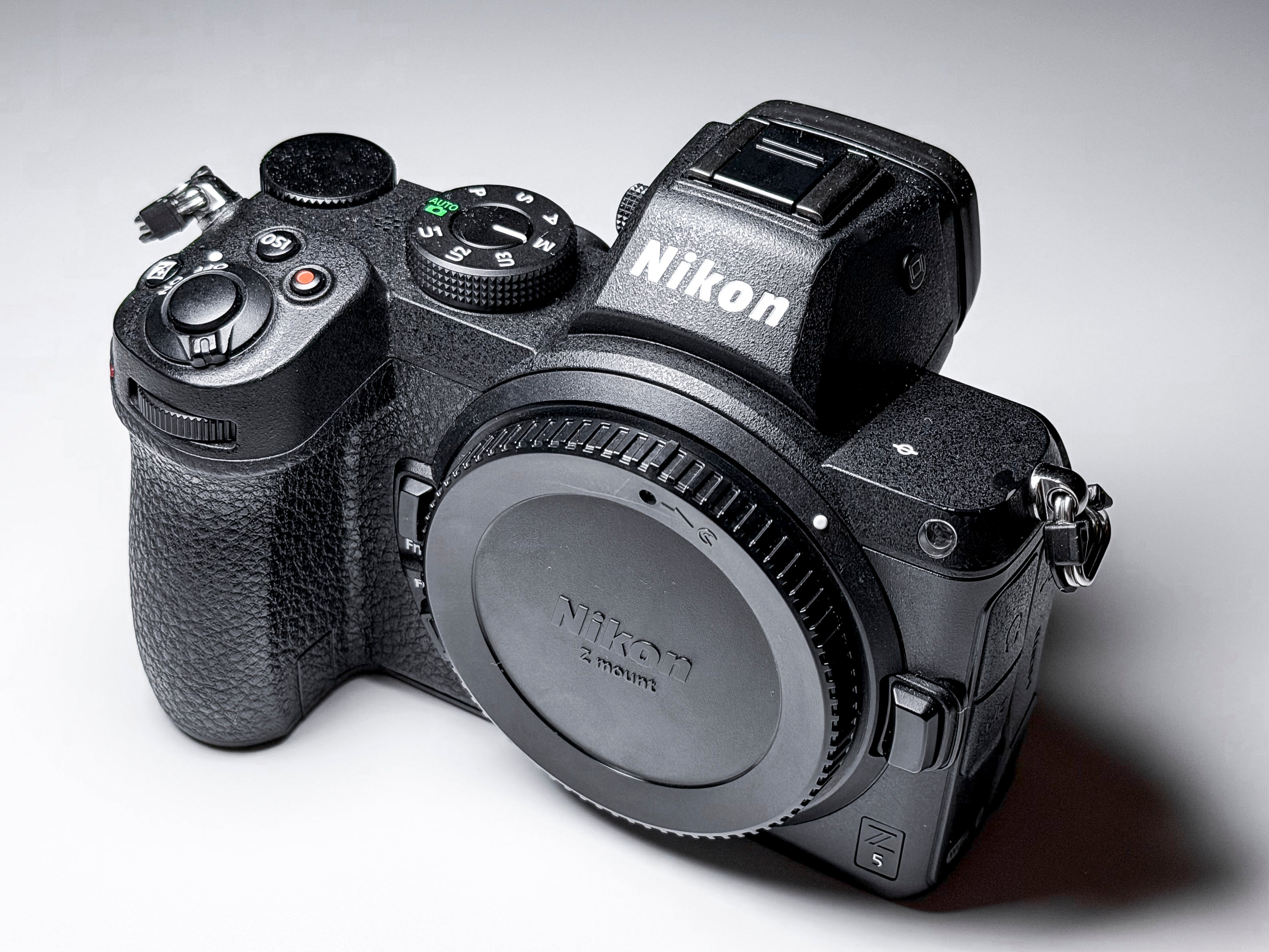 Nikon Z5 Full Frame Mirrorless Body 24.3 Mpx - 1 Year Warranty, Read Description