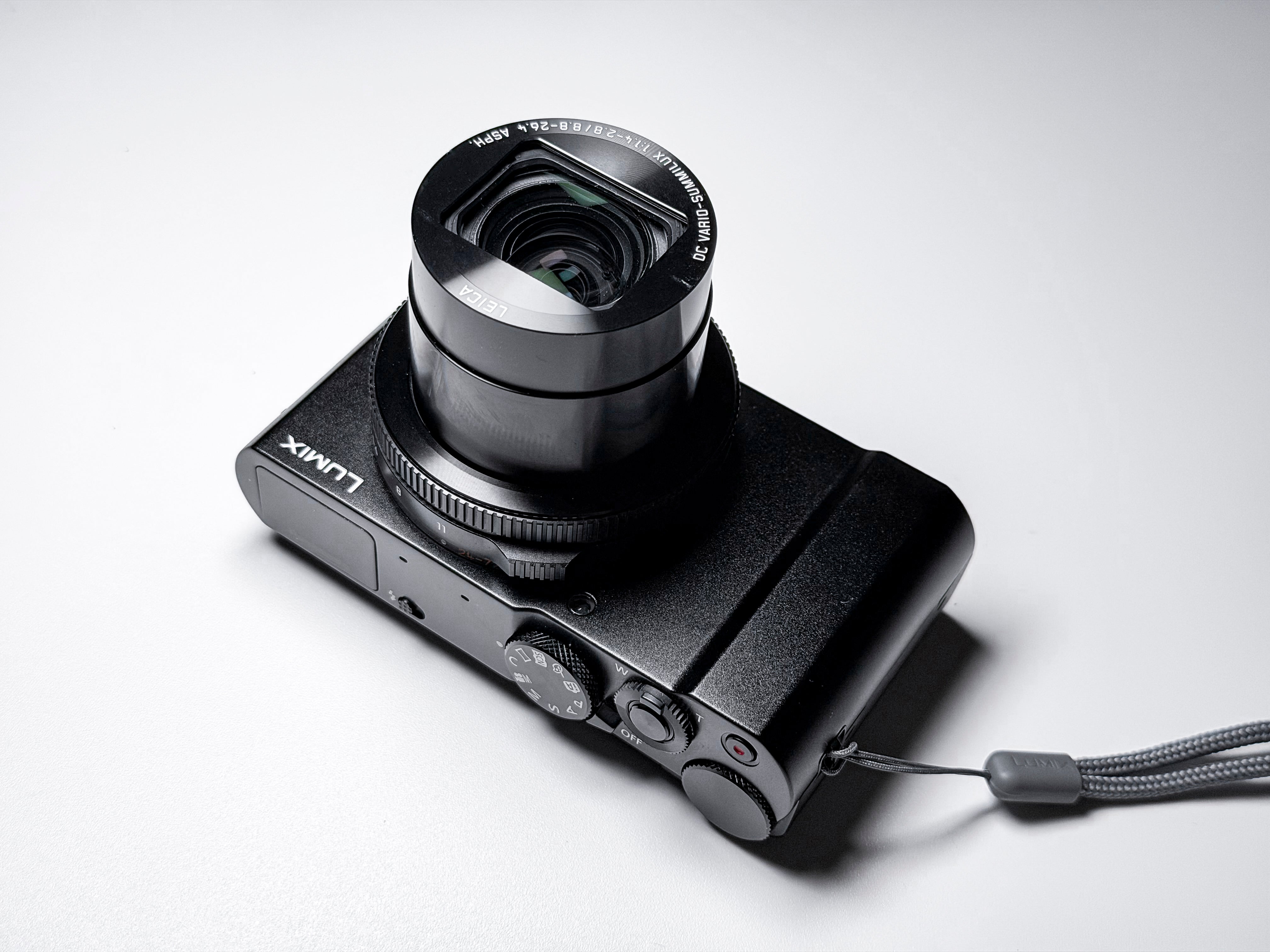 Panasonic Lumix LX15 LX10 with Leica Summilux 4K - Warranty, Excellent Condition
