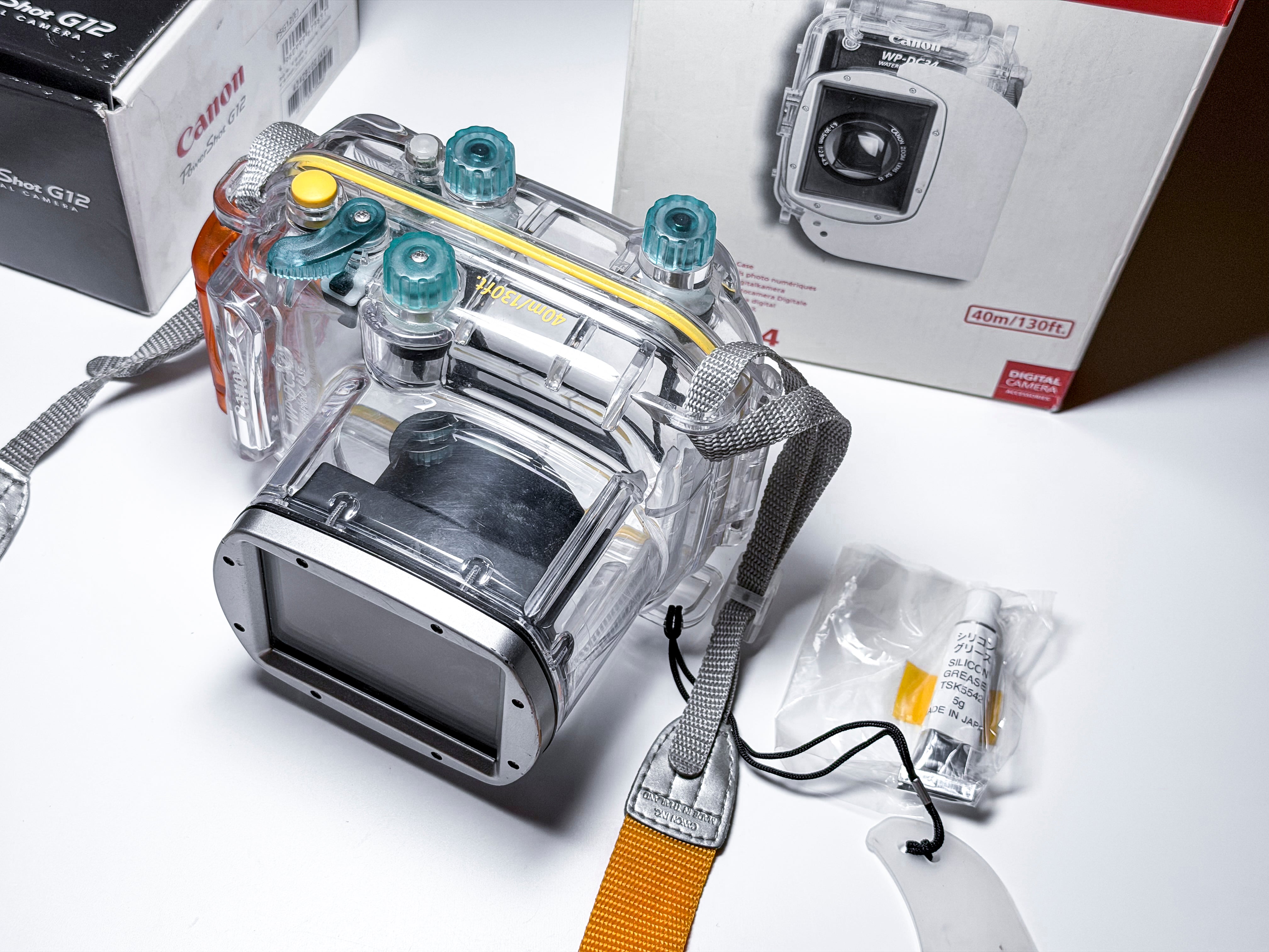 Canon G12 Powershot CCD + Waterproof Case - Excellent 1 Year Warranty