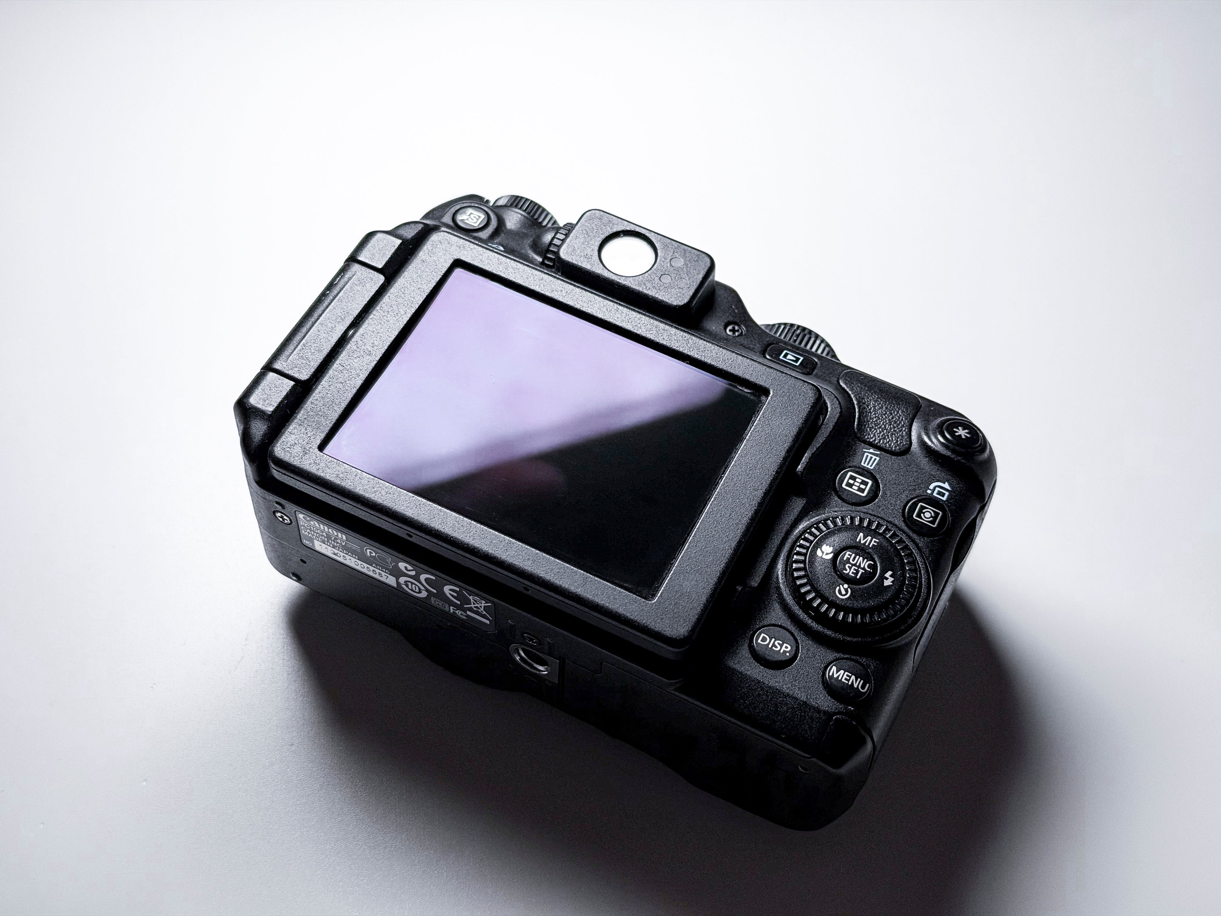 Canon G12 Powershot CCD Compact Camera - Working, Display Issue, Read