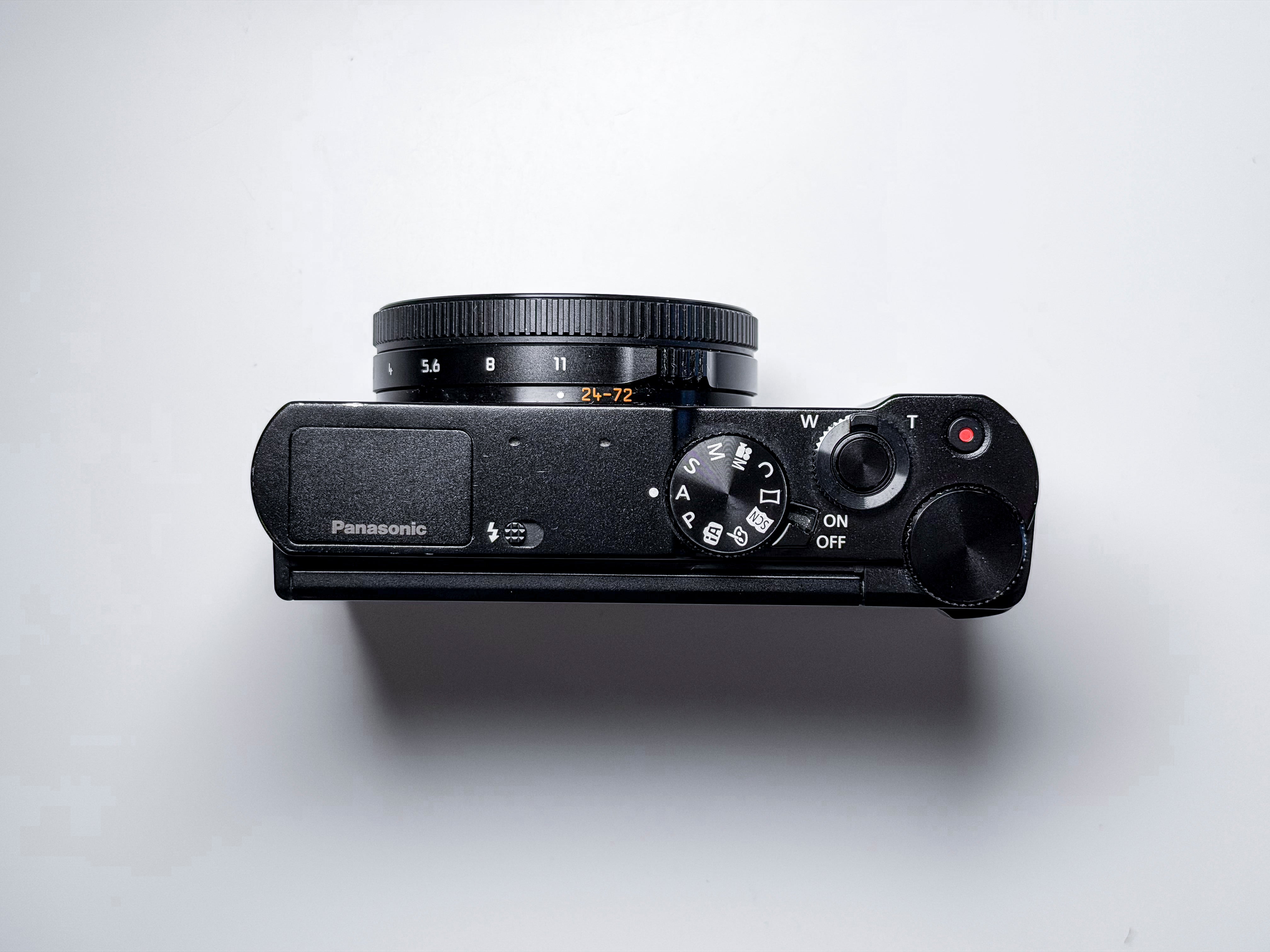 Panasonic Lumix LX15 LX10 with Leica Summilux 4K - Warranty, Excellent Condition