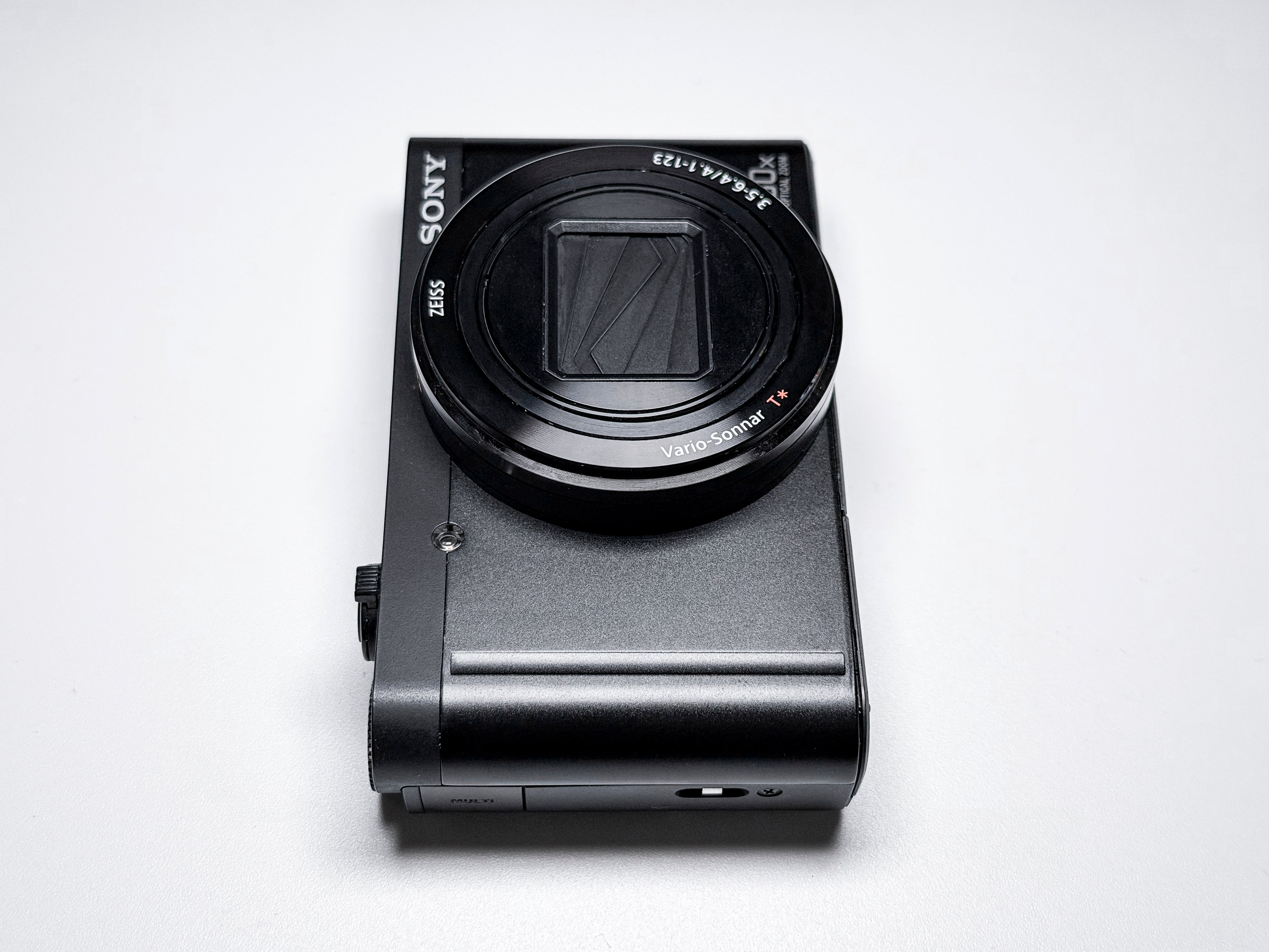 Sony WX500 WX-500 Cyber-shot Zeiss 30x Zoom Digital Compact Camera