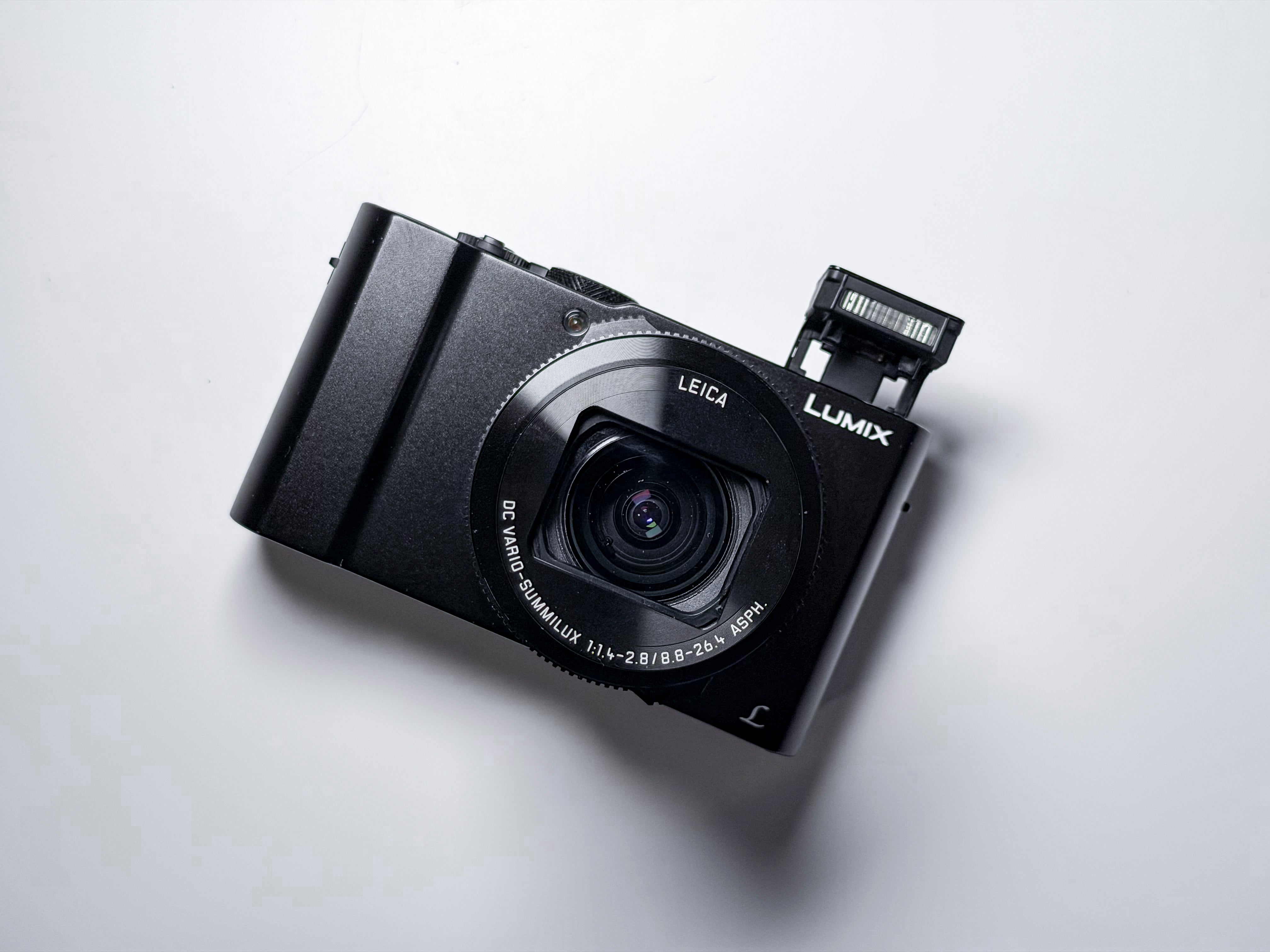 Panasonic Lumix LX15 LX10 with Leica Summilux 4K - Warranty, Excellent Condition