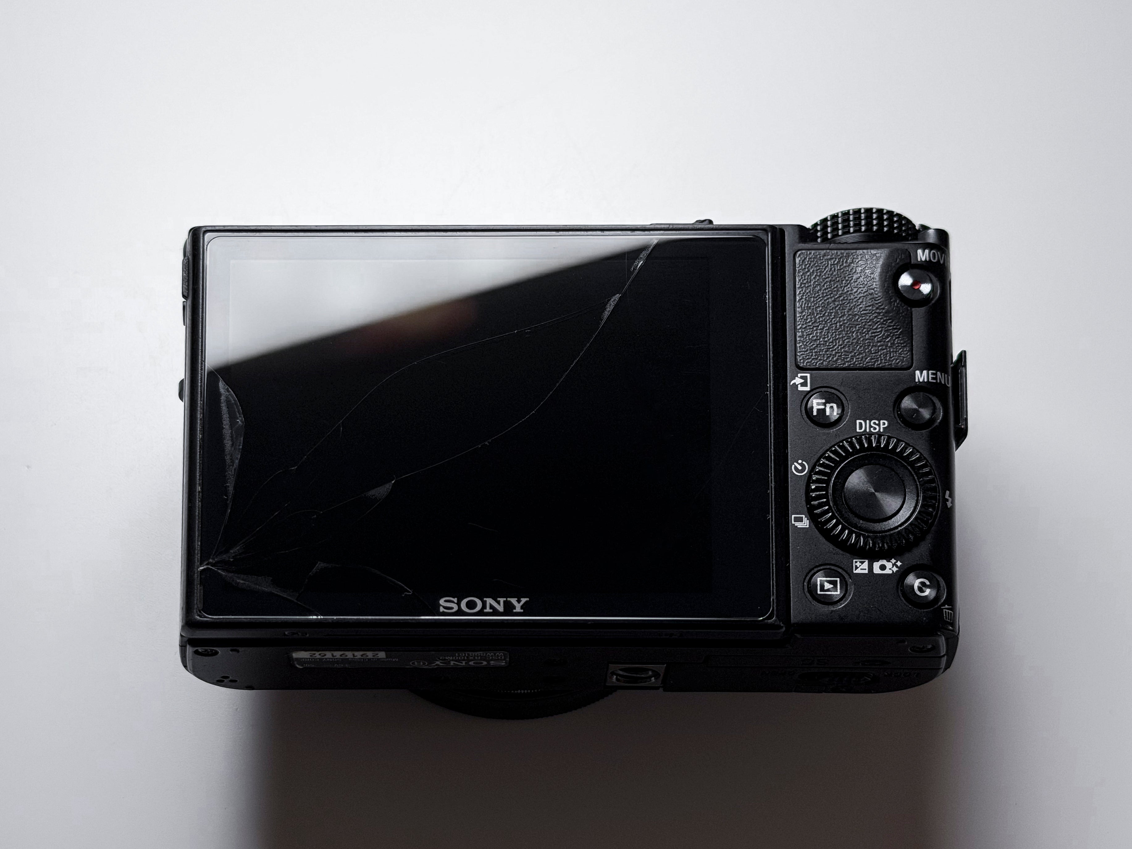 Sony RX100 III Mark 3 Cyber-shot 20,1 Mpx - Perfectly Working, Cracked glass