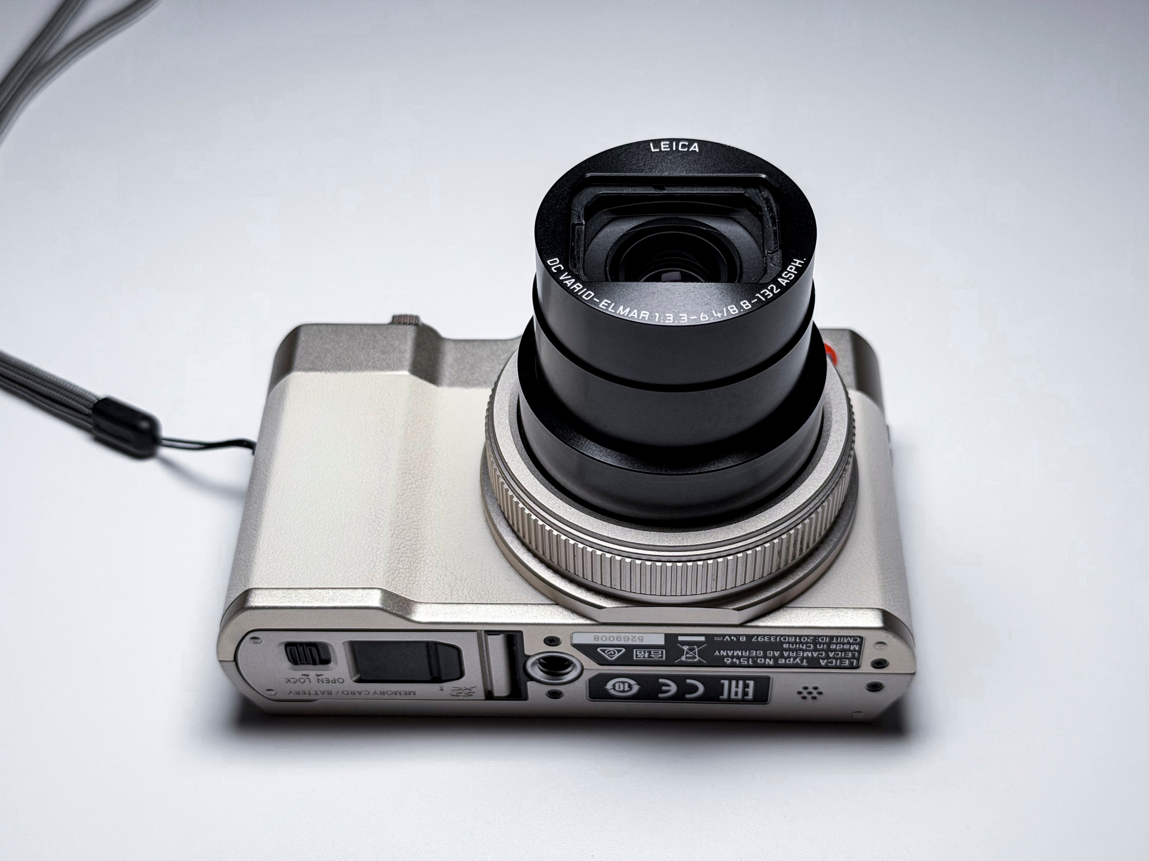 Leica C-Lux Typ 1546 15x Zoom 20mpx 4K with Case - 1 Year Warranty, Mint