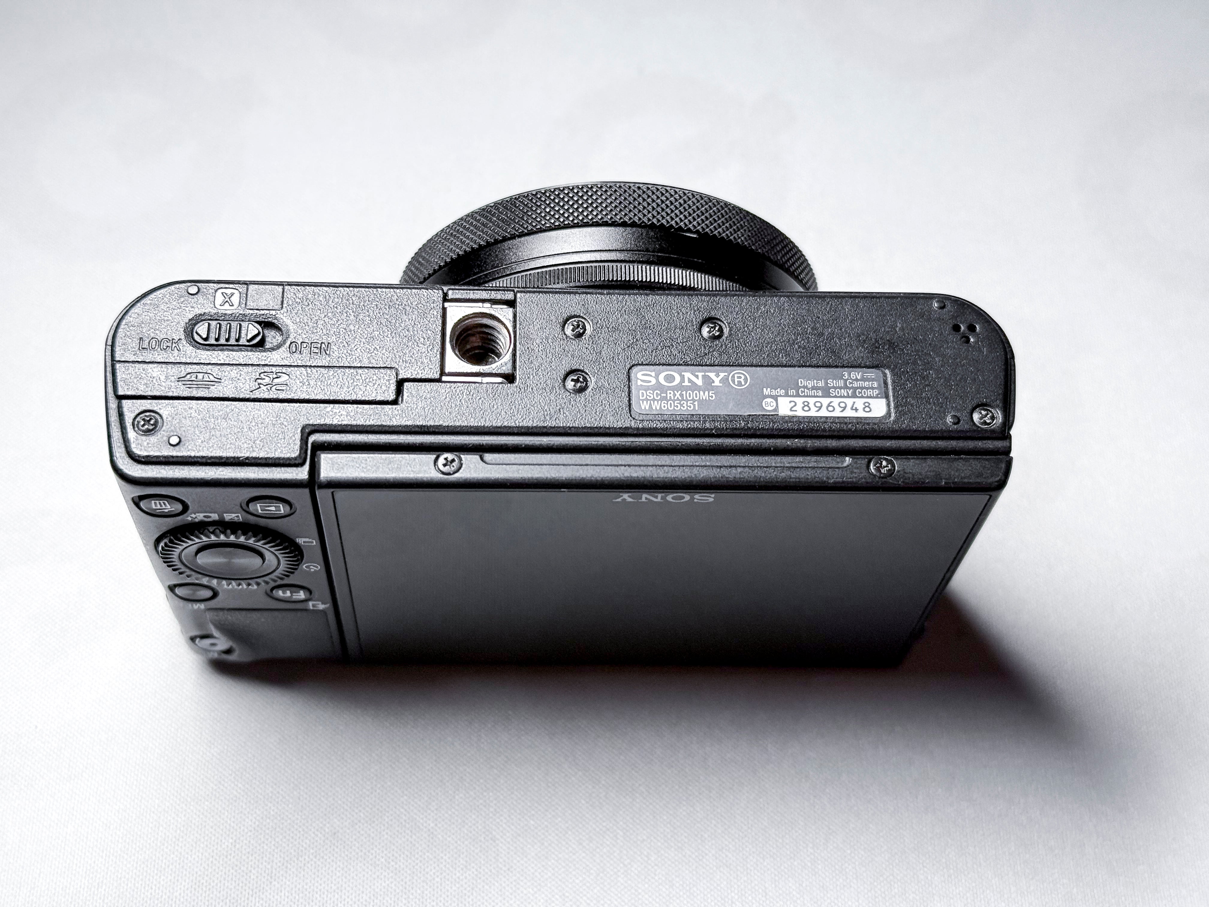 Sony RX100 V (Mark 5) Digital Camera - Near Mint, with Warranty DSC-RX100