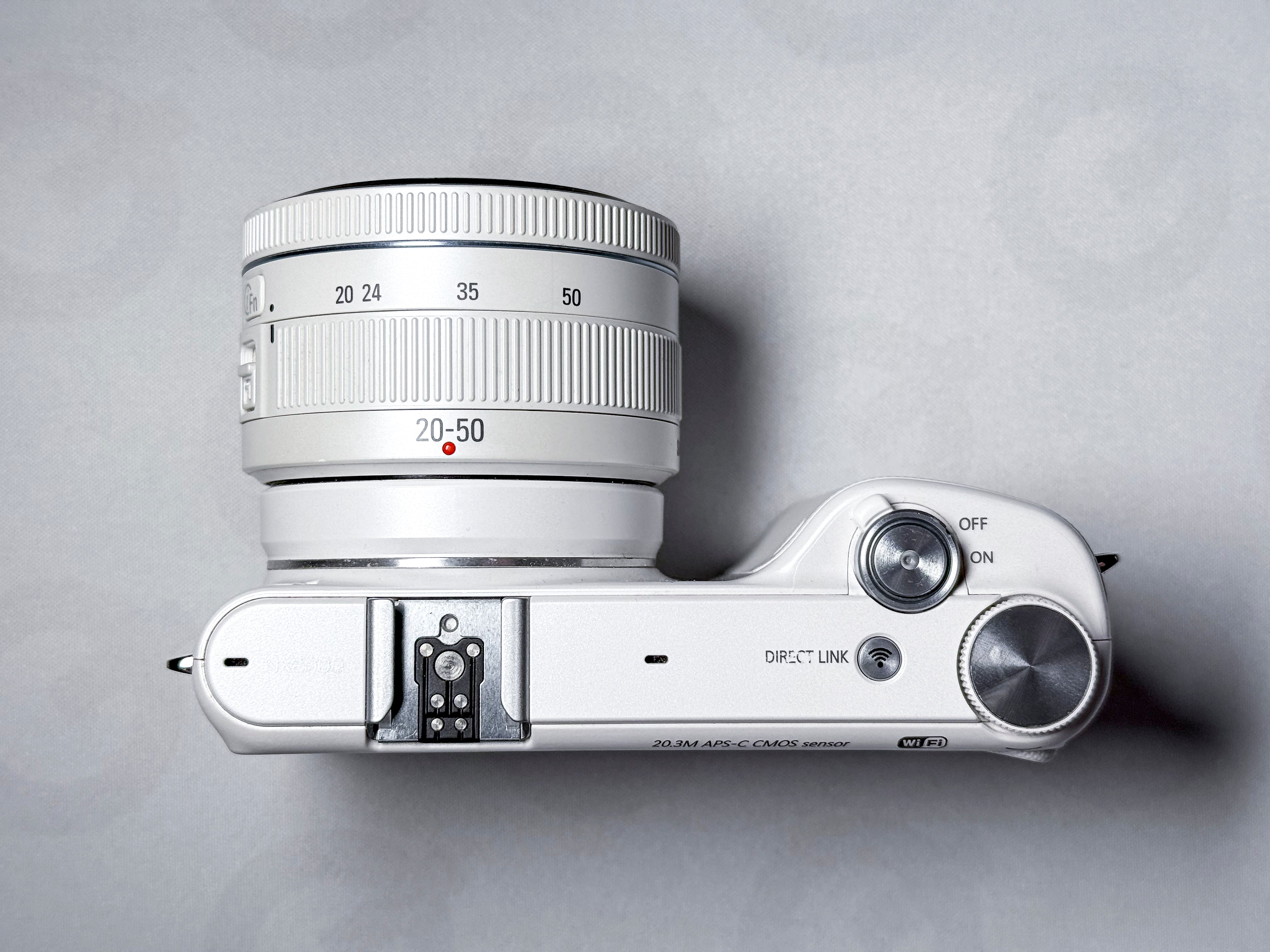 Samsung NX2000 Mirrorless + 20-50mm APS-C - Garanzia, Perfettamente Funzionante