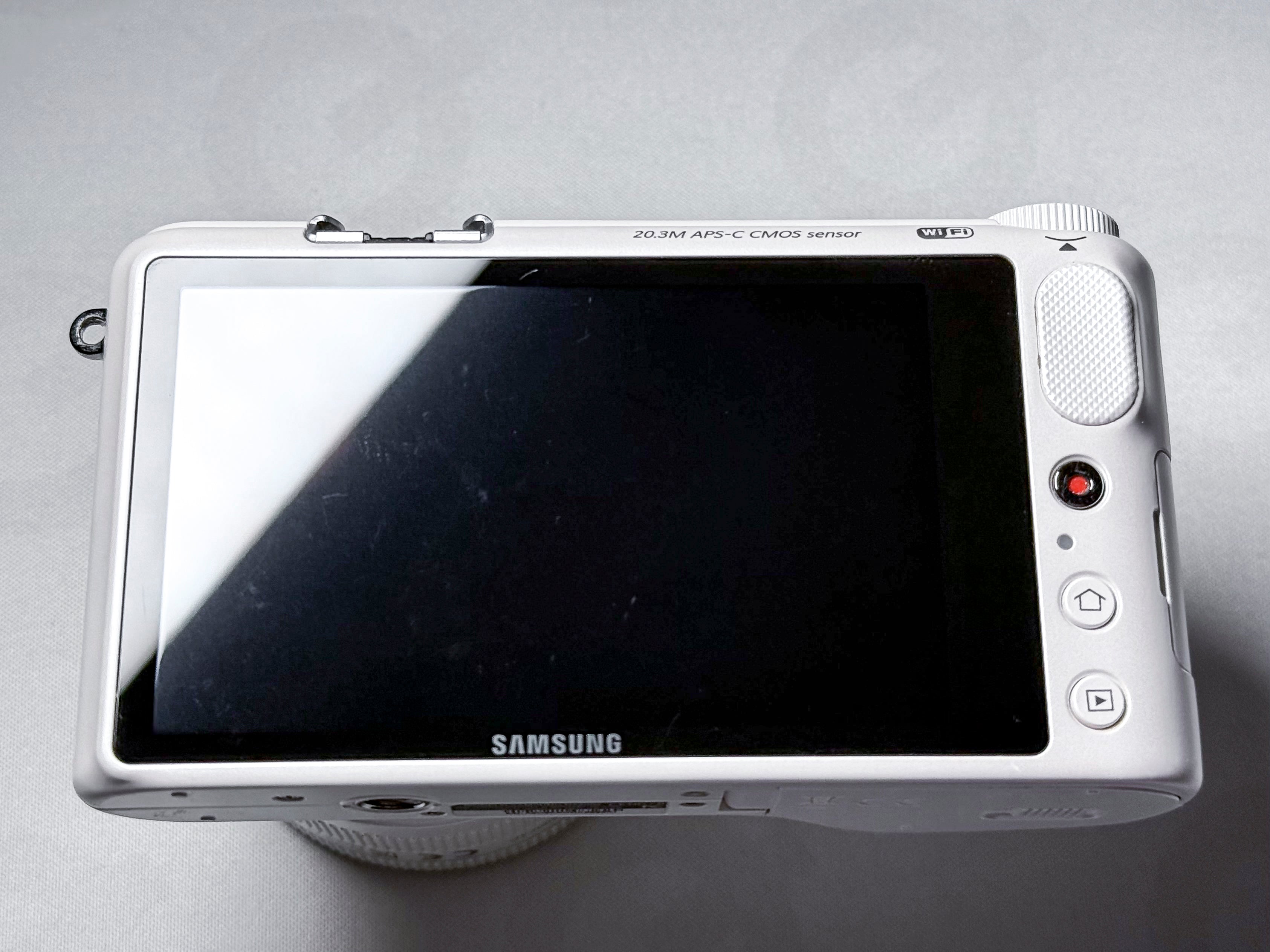 Samsung NX2000 Mirrorless + 20-50mm APS-C - Garanzia, Perfettamente Funzionante
