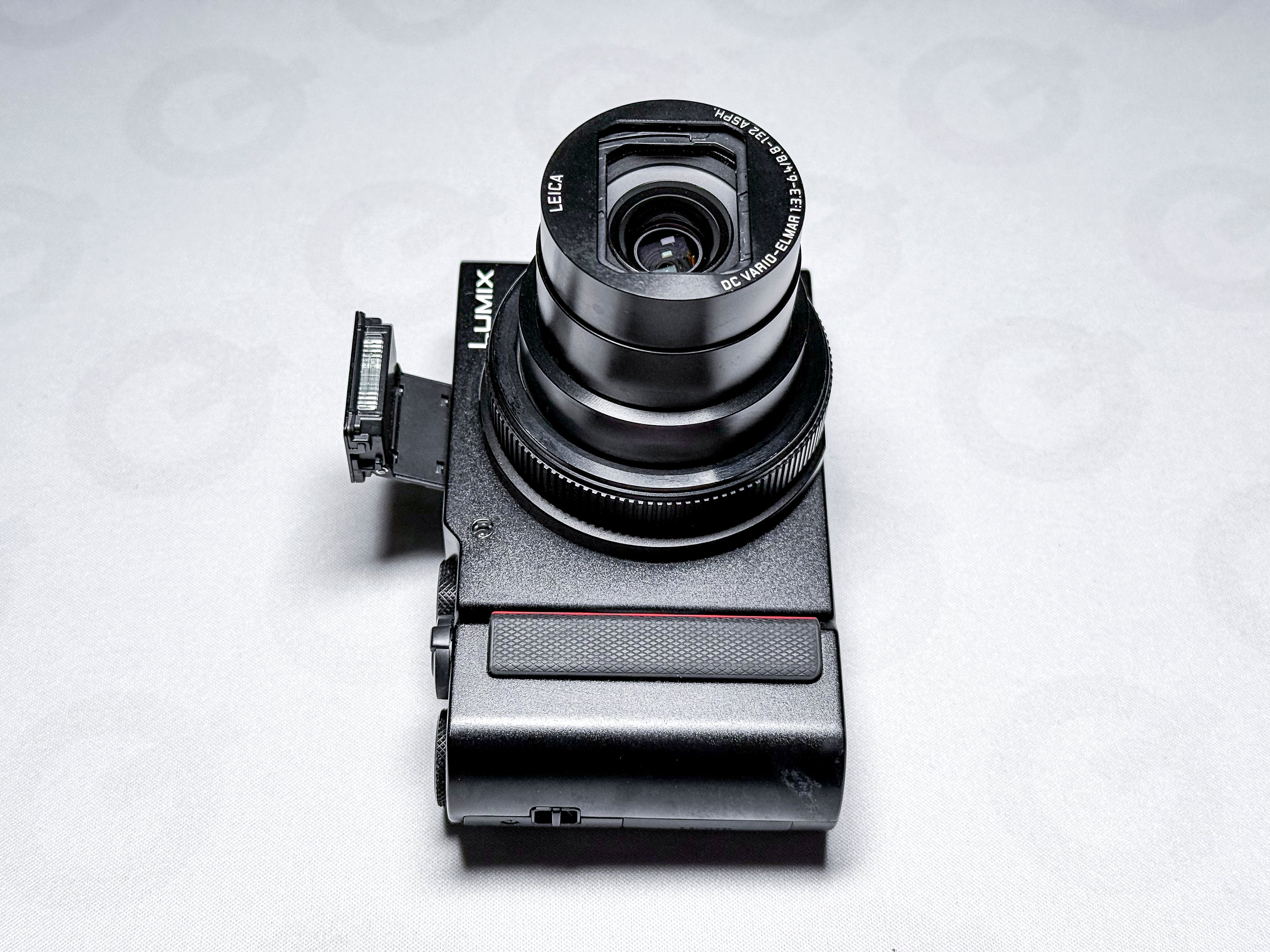 Panasonic Lumix TZ200 / ZS220 / ZS200 Leica 24-360mm 1" - Working, Screen Issue
