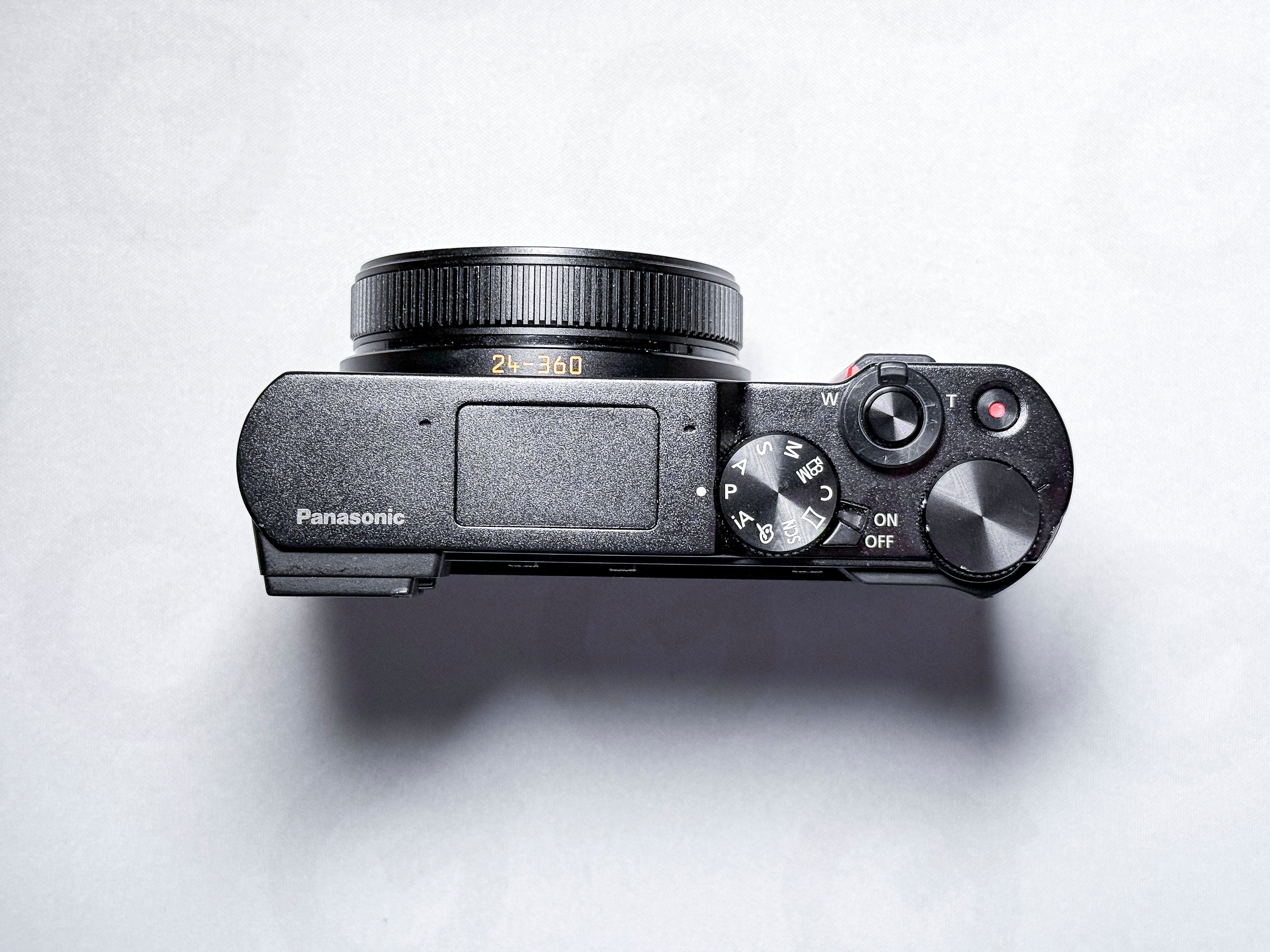 Panasonic Lumix TZ200 / ZS220 / ZS200 Leica 24-360mm 1" - Working, Screen Issue