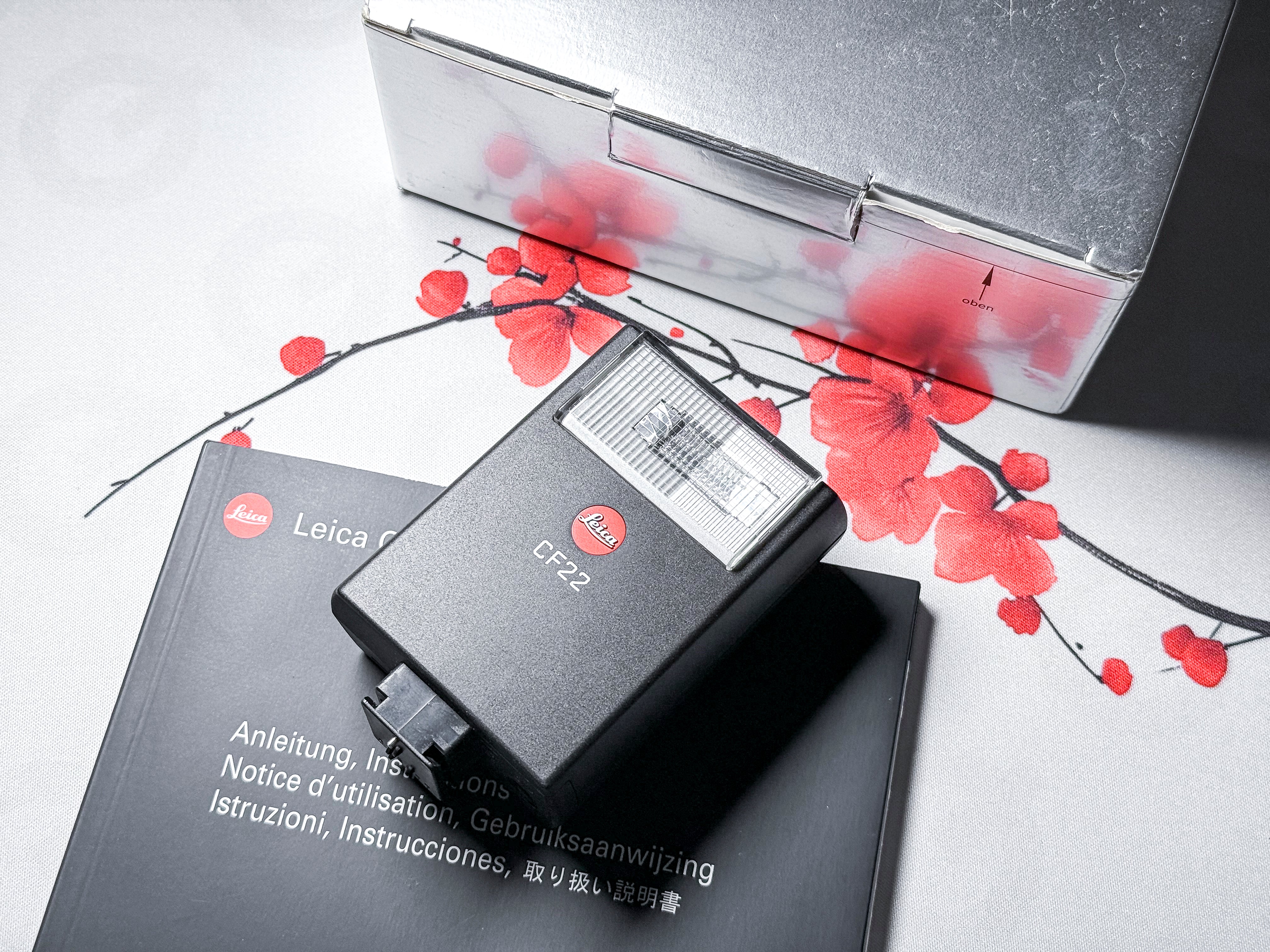 Leica CF-22 TTL Flash - 1 anno di garanzia, perfetto con scatola