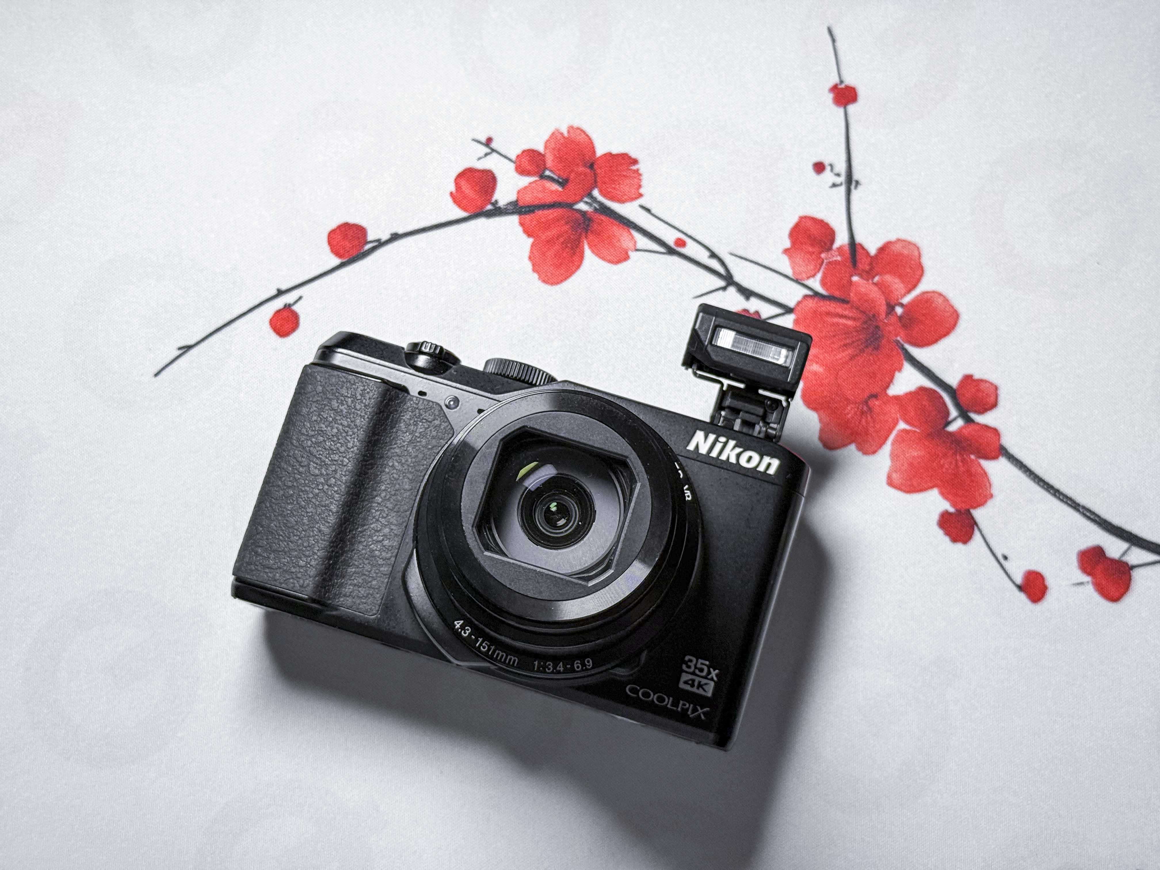 Nikon Coolpix A900 Fotocamera compatta con zoom 35x - Garanzia, perfettamente funzionante