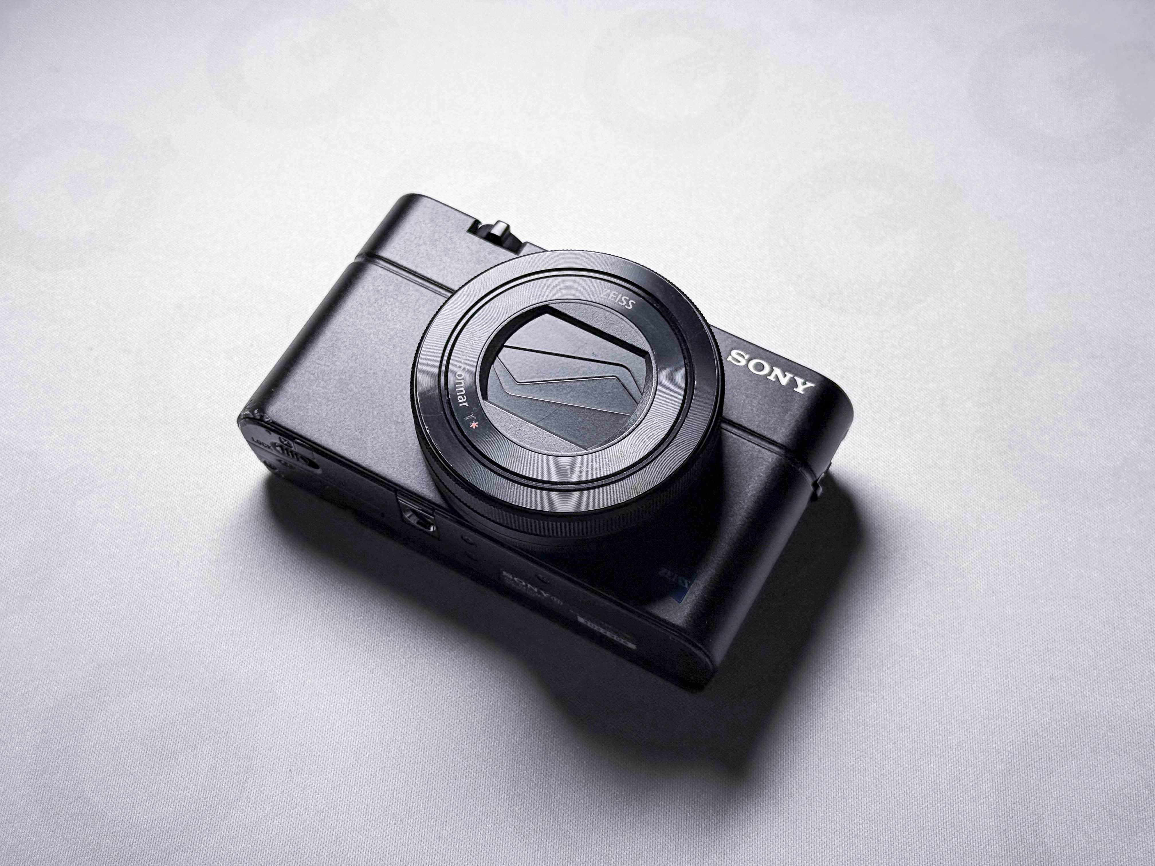 Sony RX100 III (Mark 3) Digital Camera - Warranty, Perfectly Working RX 100