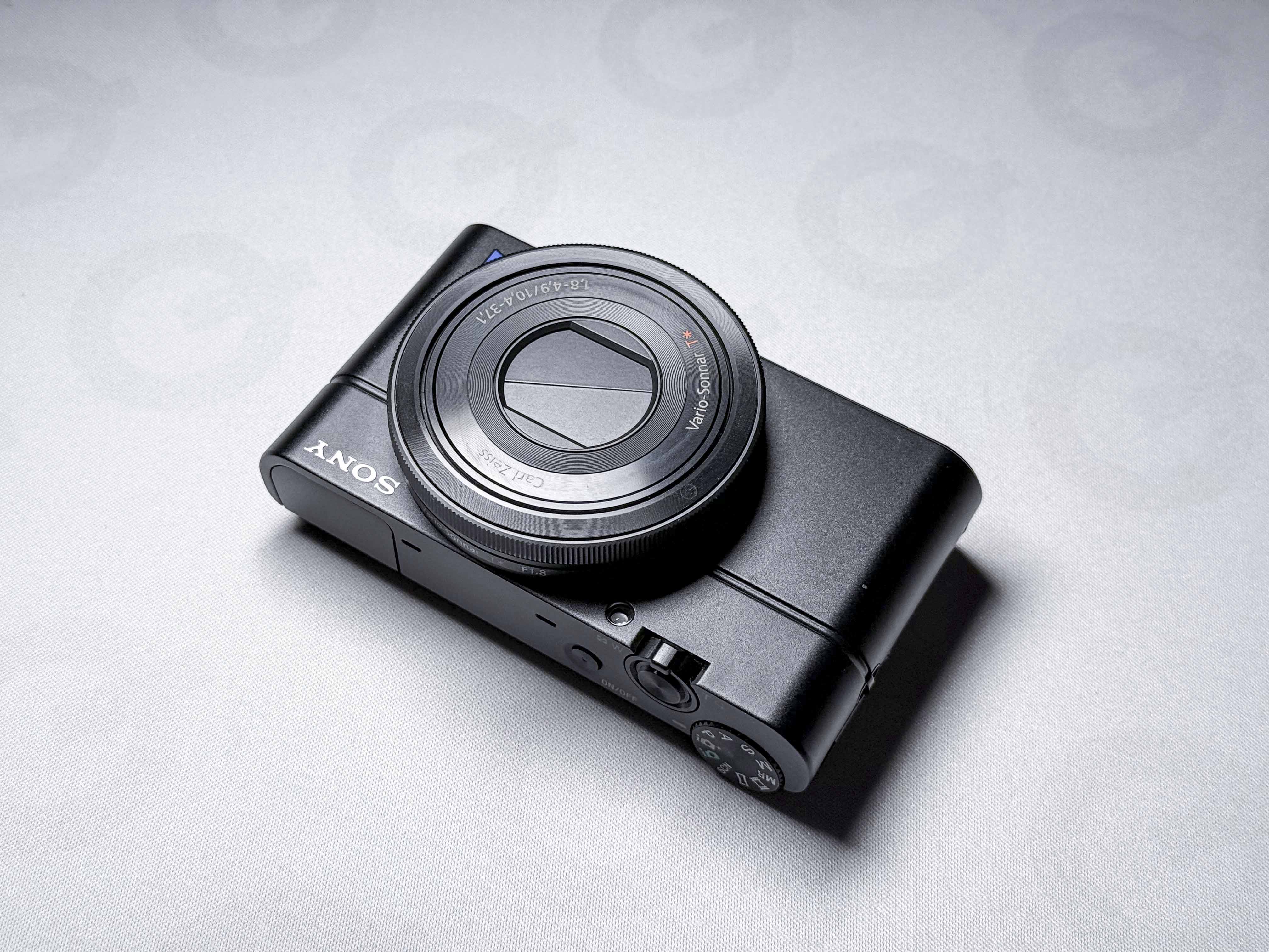 Sony RX100 Cyber-shot Digital Camera - Warranty, Excellent RX 100
