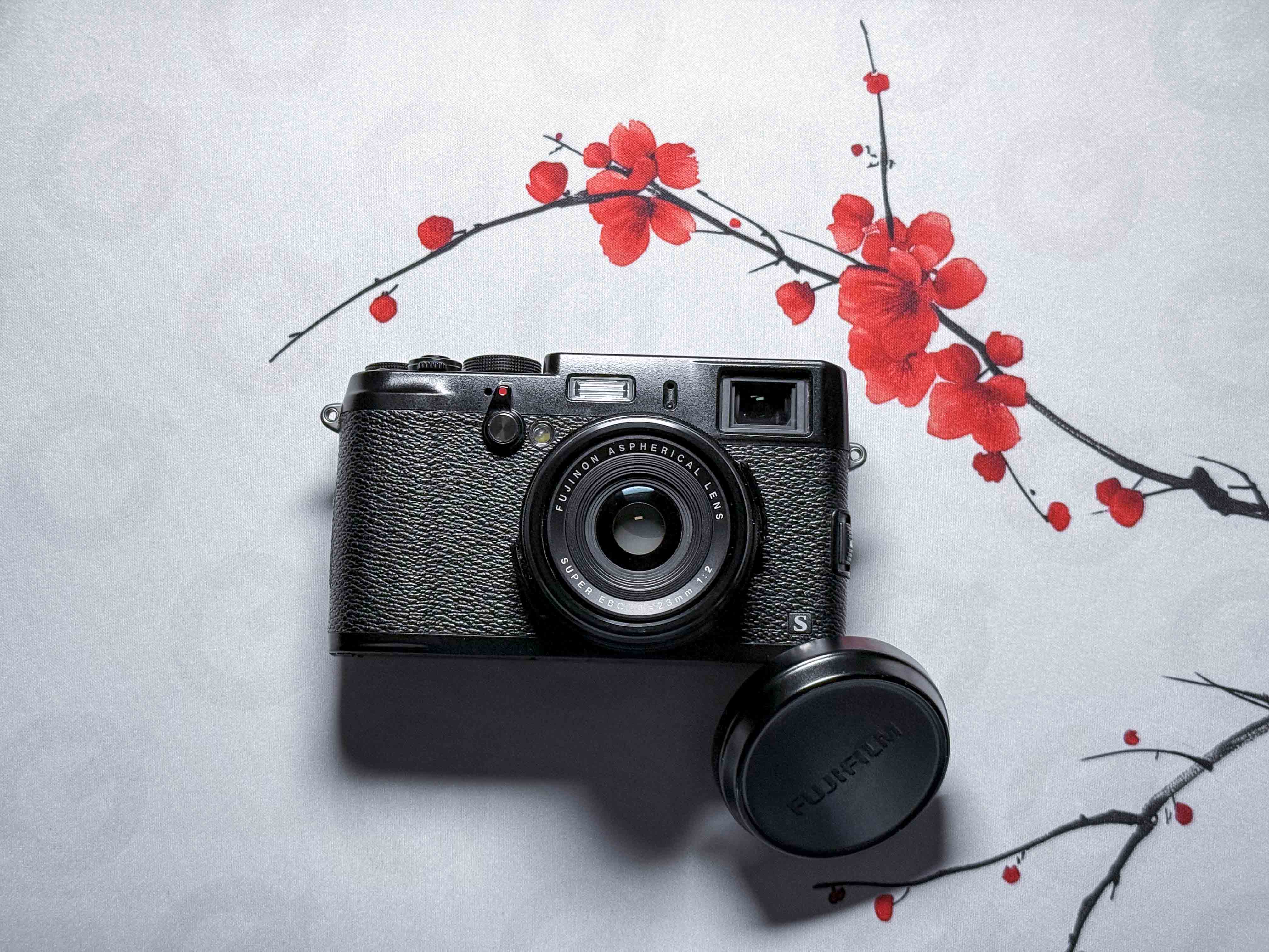 Fujifilm X100S Premium Fotocamera Digitale 16.3 Mpx Fuji + Custodia - Perfettamente Funzionante