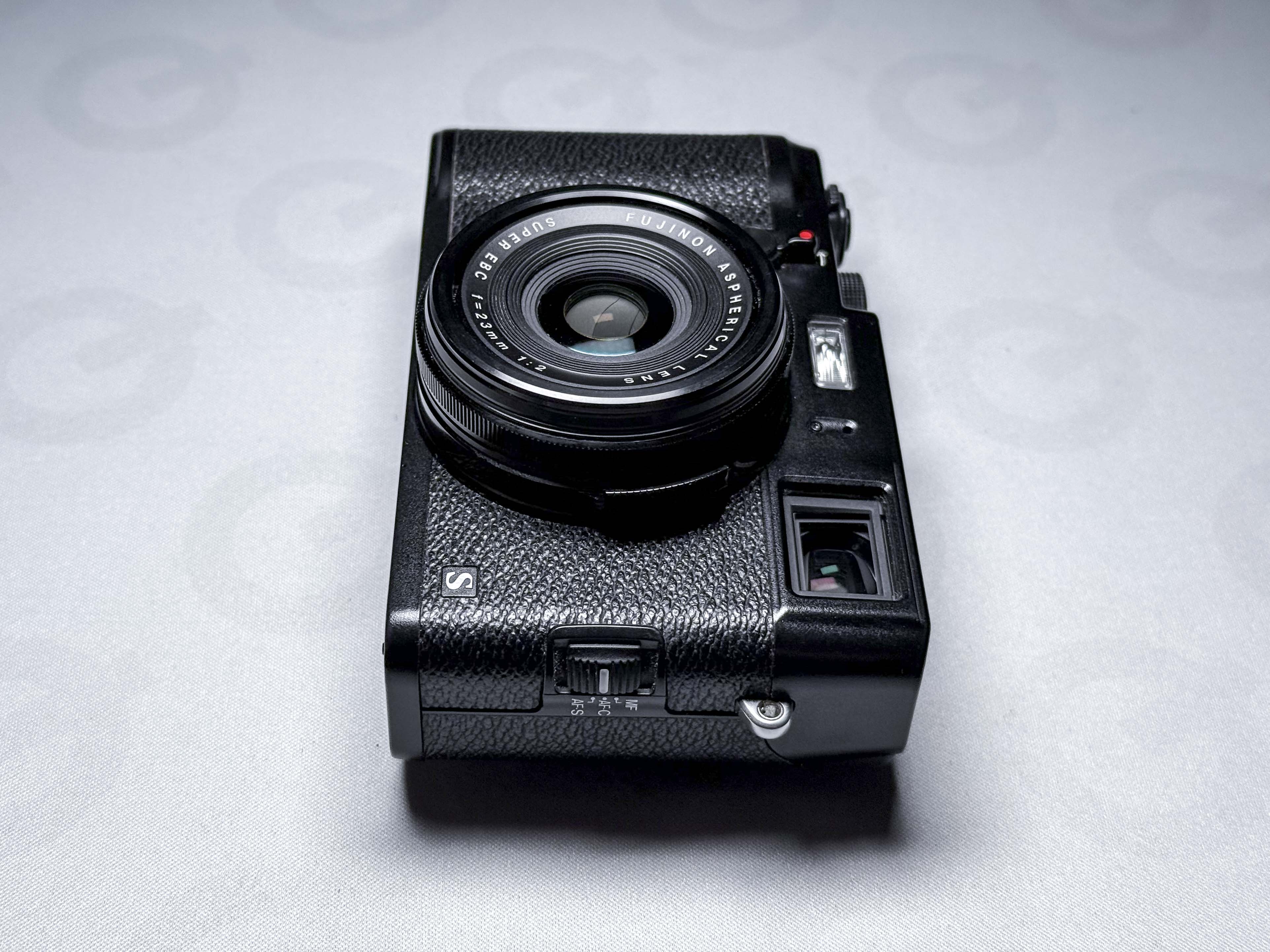 Fujifilm X100S Premium Fotocamera Digitale 16.3 Mpx Fuji + Custodia - Perfettamente Funzionante
