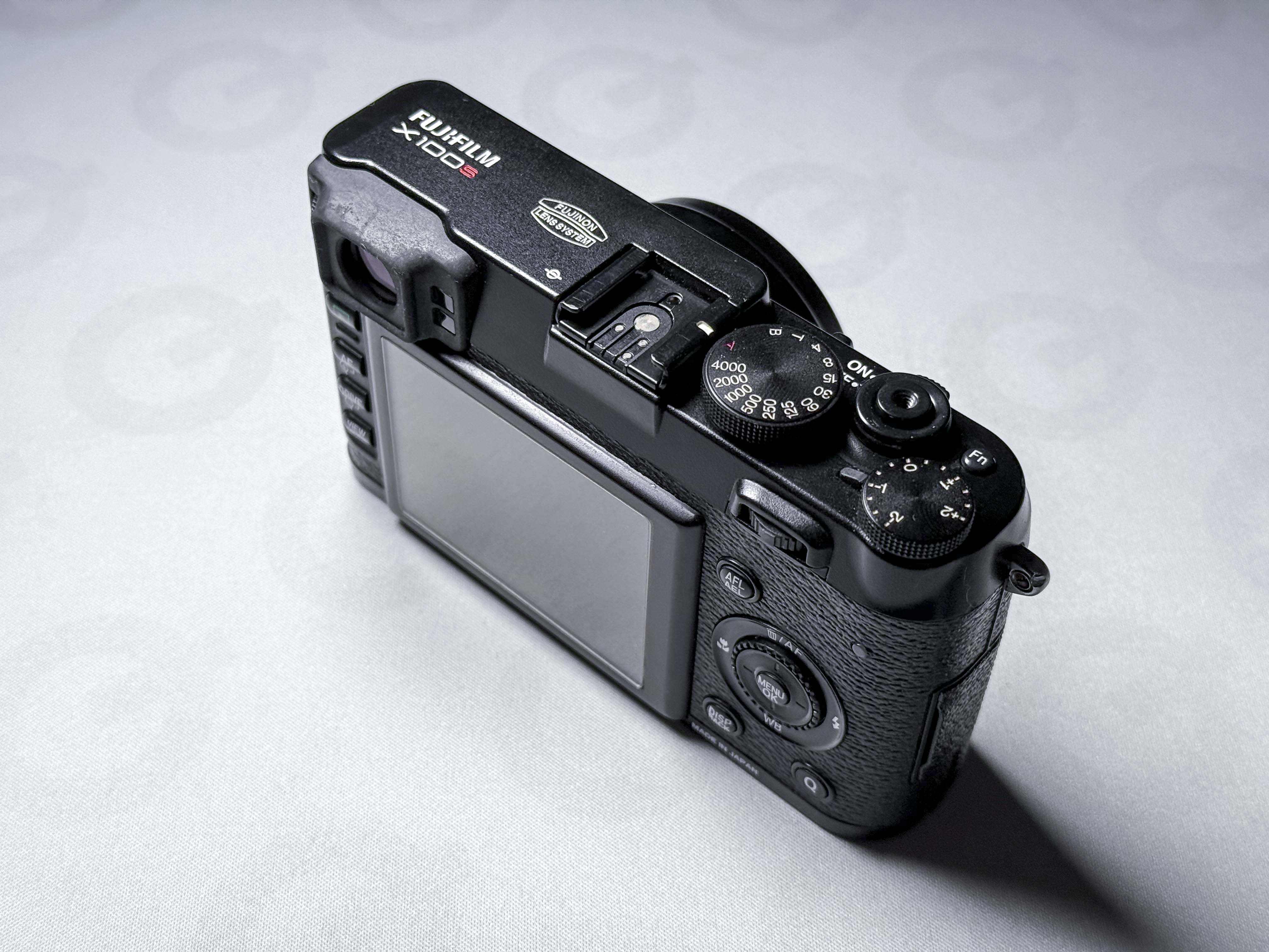 Fujifilm X100S Premium Fotocamera Digitale 16.3 Mpx Fuji + Custodia - Perfettamente Funzionante