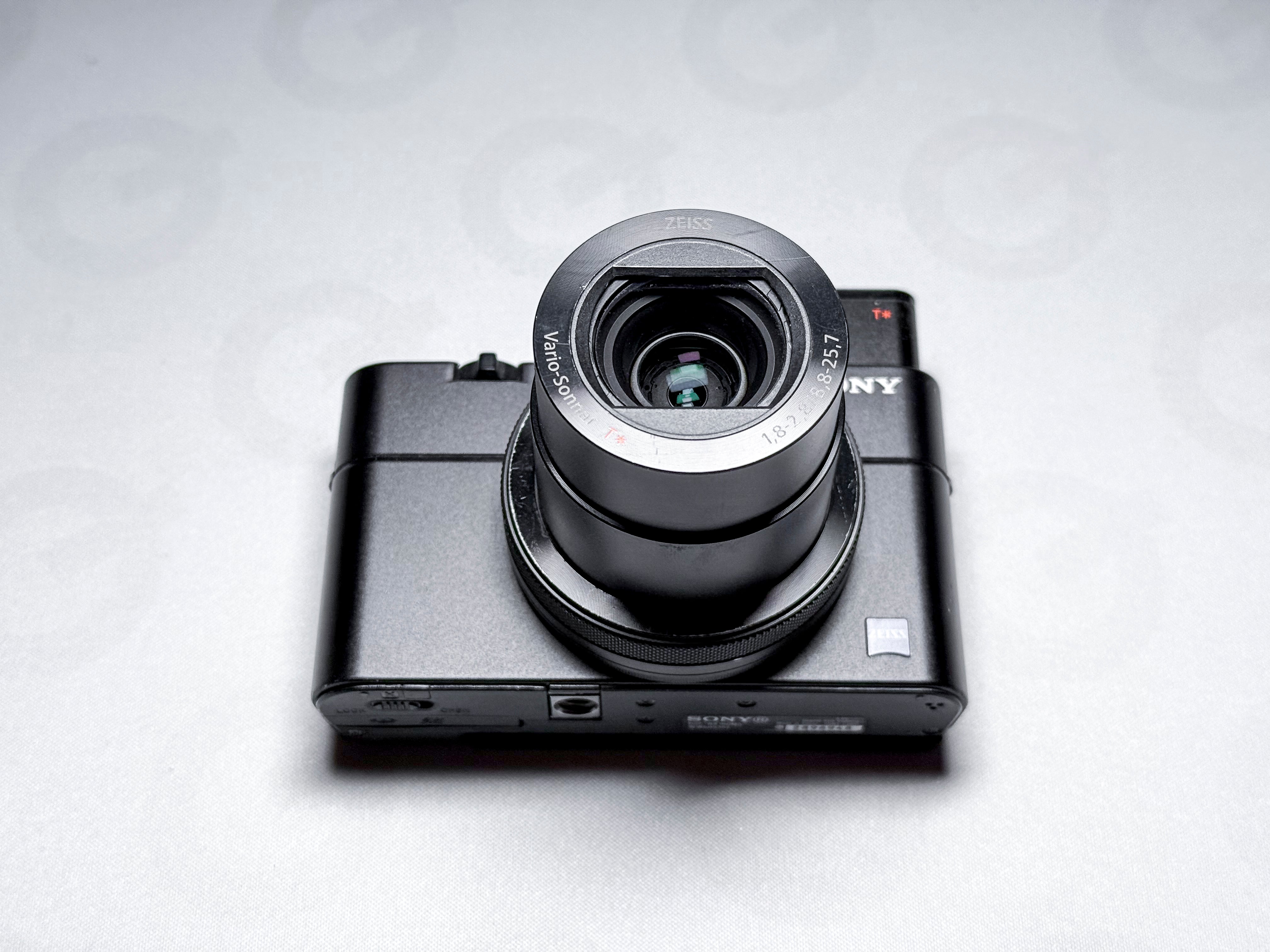 Sony RX100 V (Mark 5) Digital Camera - Near Mint, with Warranty DSC-RX100