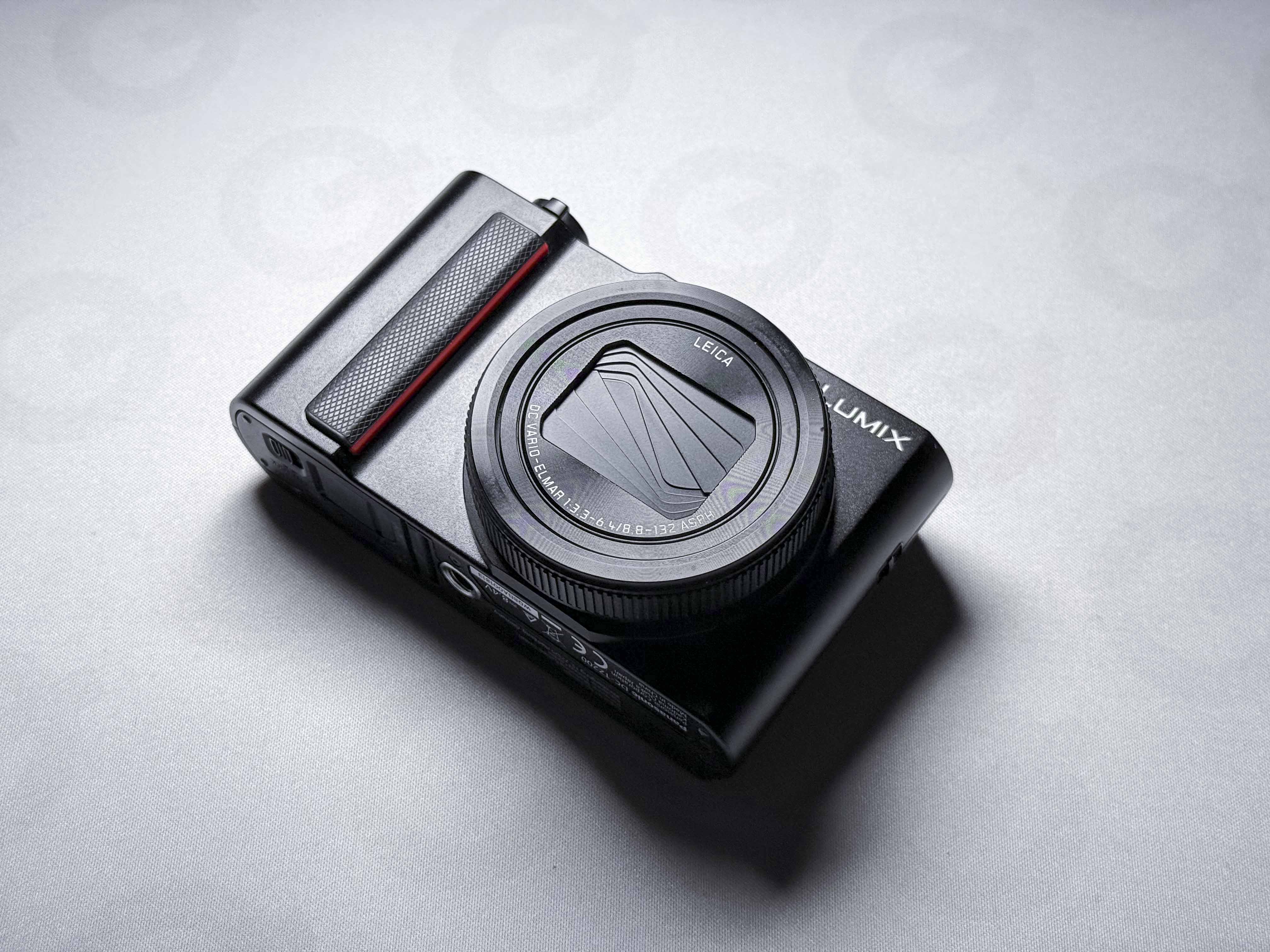 Panasonic Lumix TZ200 / ZS220 / ZS200 Leica Lens 24-360mm 1" - Working, Read