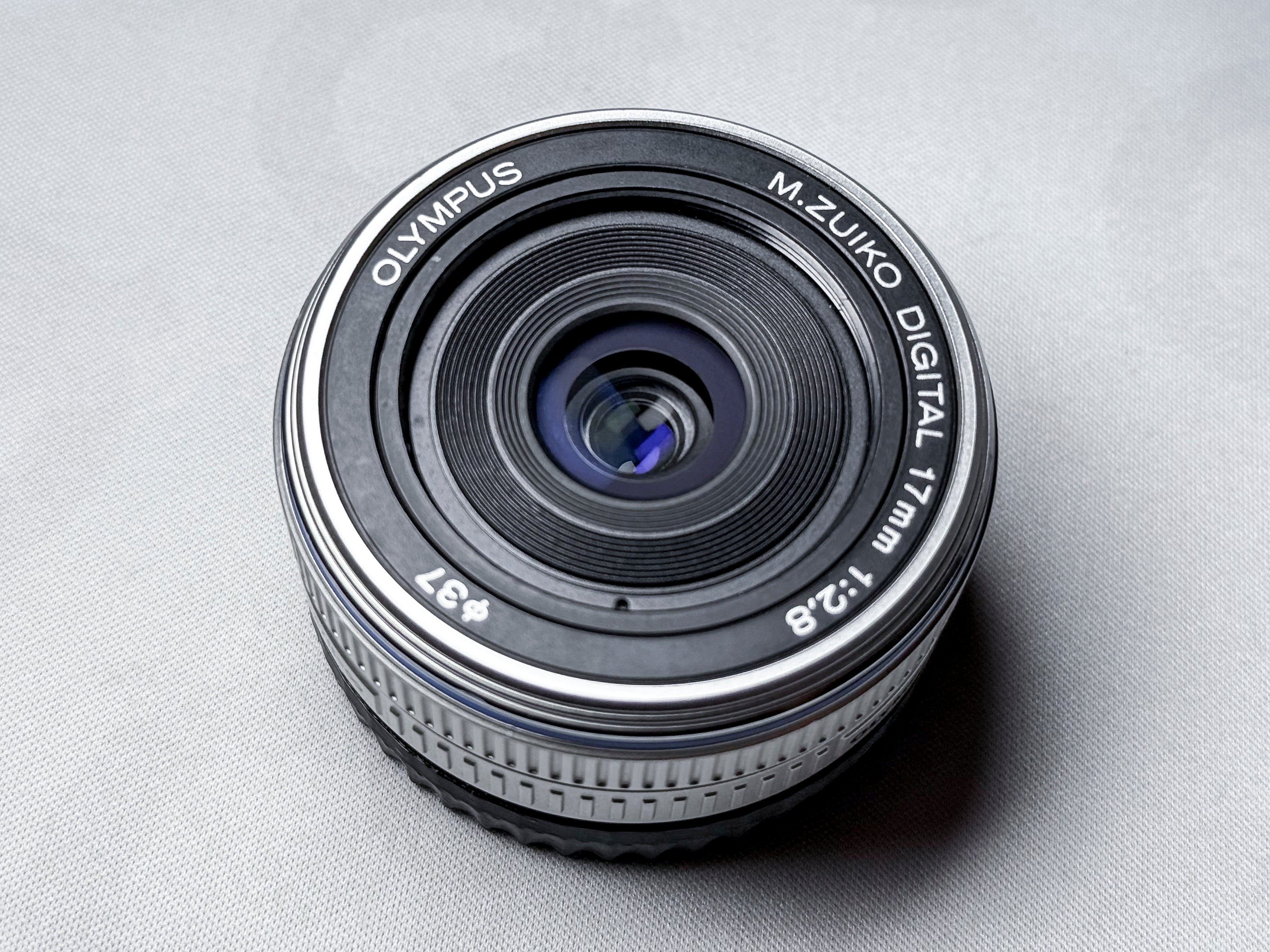 Olympus Zuiko 17mm f/2.8 Lens for M43 MFT - 1 Year Warranty, Excellent