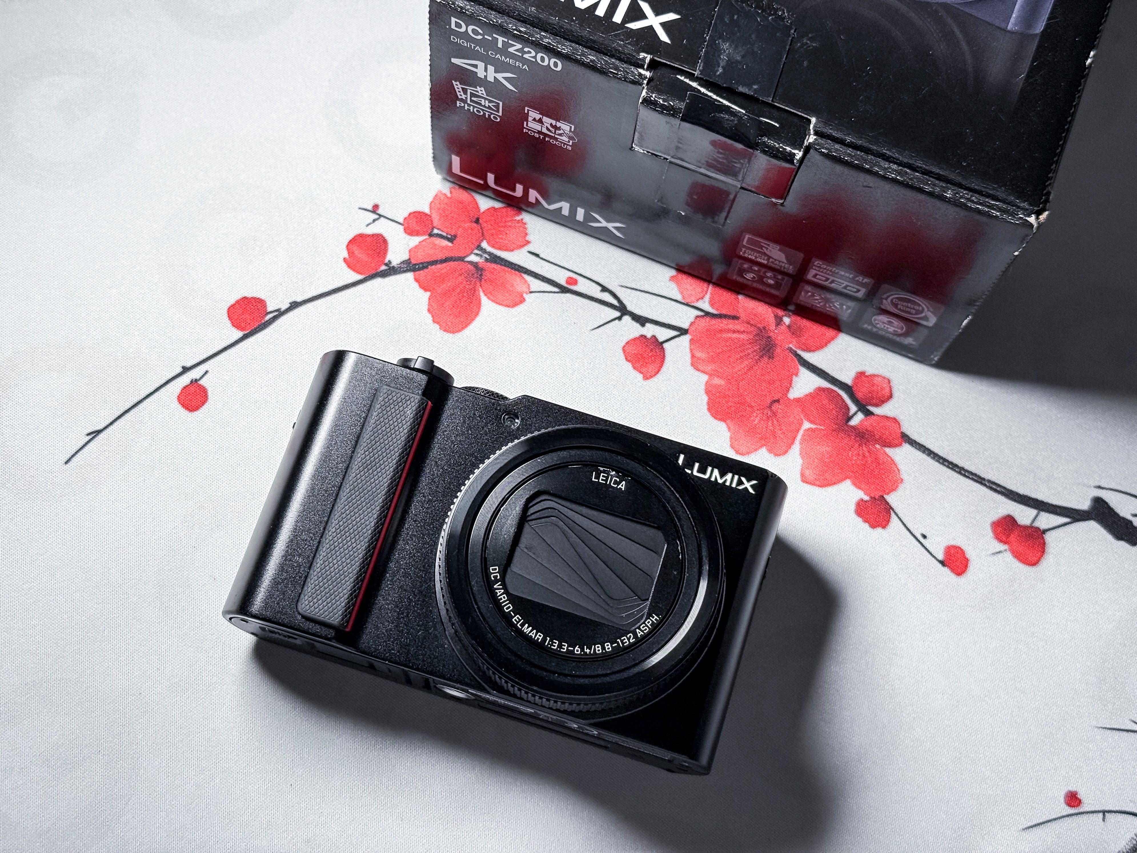 Panasonic Lumix TZ200 15x Leica Lens - 1 Year Warranty, Perfectly Working