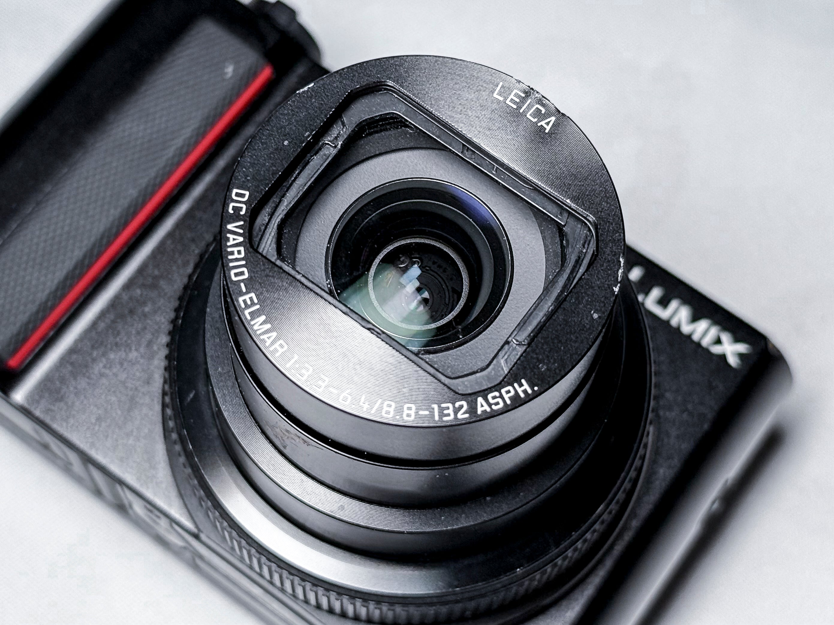 Panasonic Lumix TZ200 15x Leica Lens - 1 Year Warranty, Perfectly Working