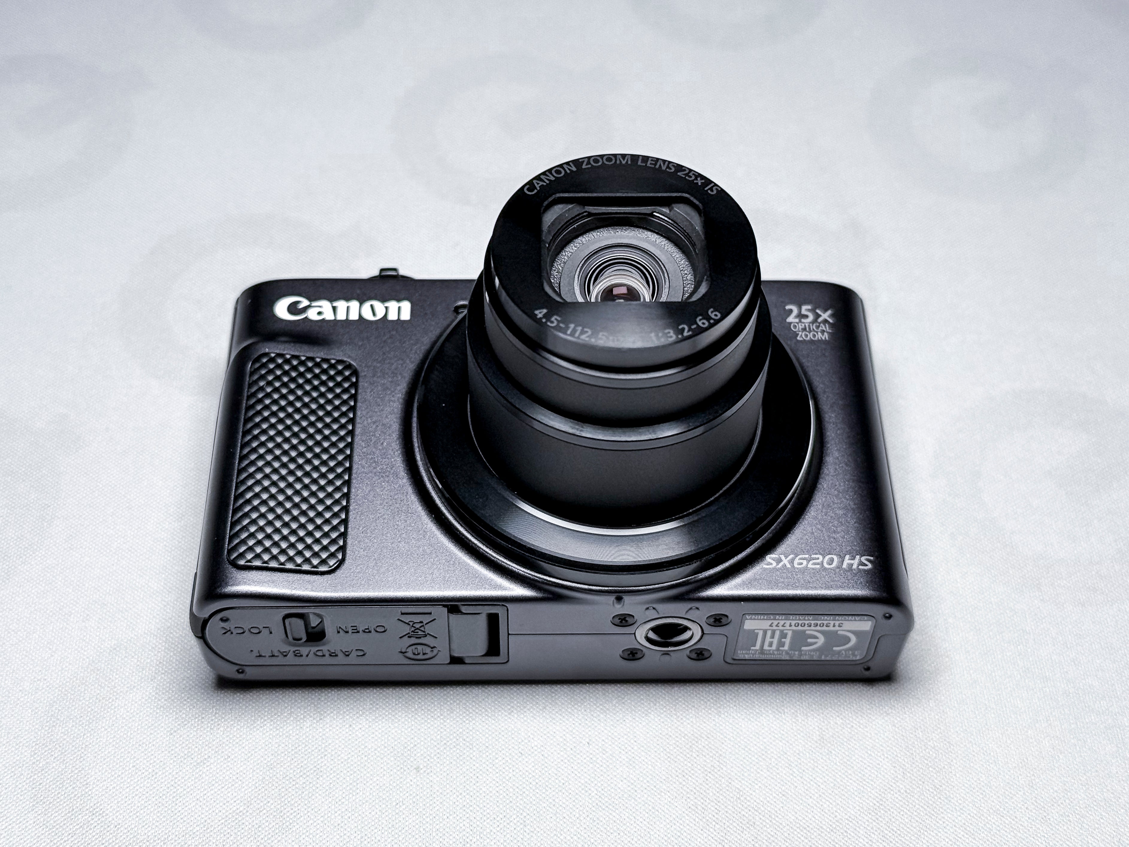 Canon SX620 HS 25x Zoom Compact Camera - Mint! 1 Year Warranty, Excellent