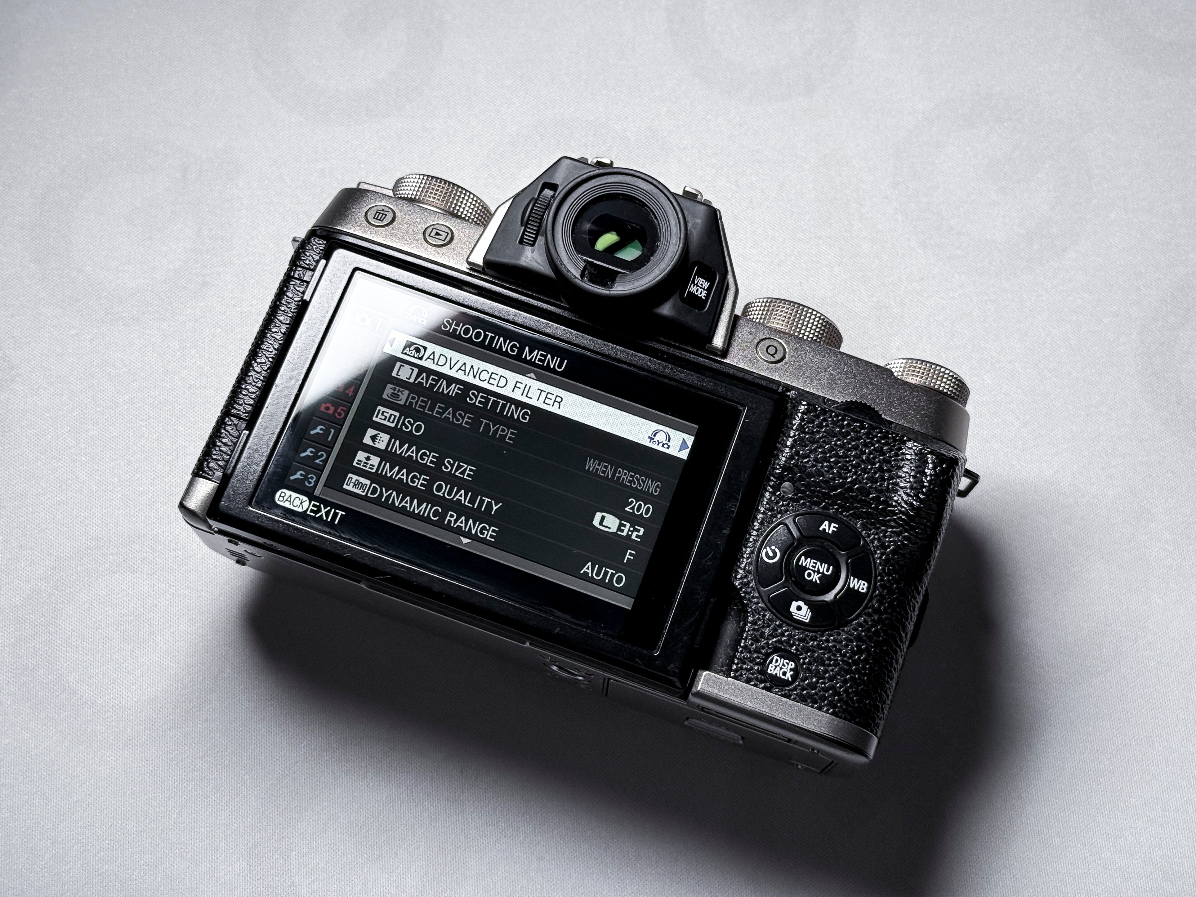 Fujifilm X-T100 APS-C Mirrorless - 1 Year Warranty, Perfectly Working Fuji XT100