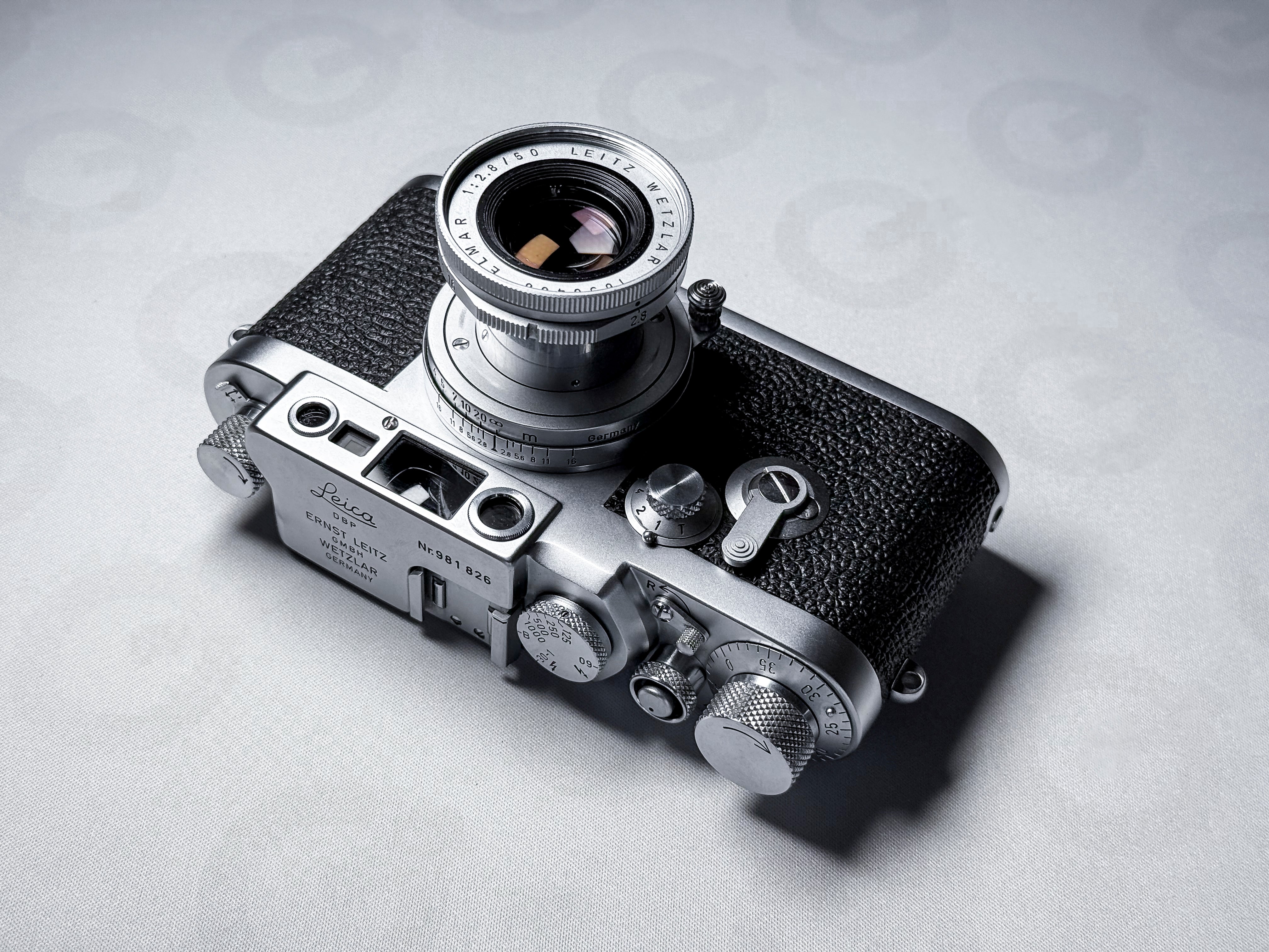 Rare! Leica IIIg + Elmar 50mm f/2.8 + Hood - Excellent Condition