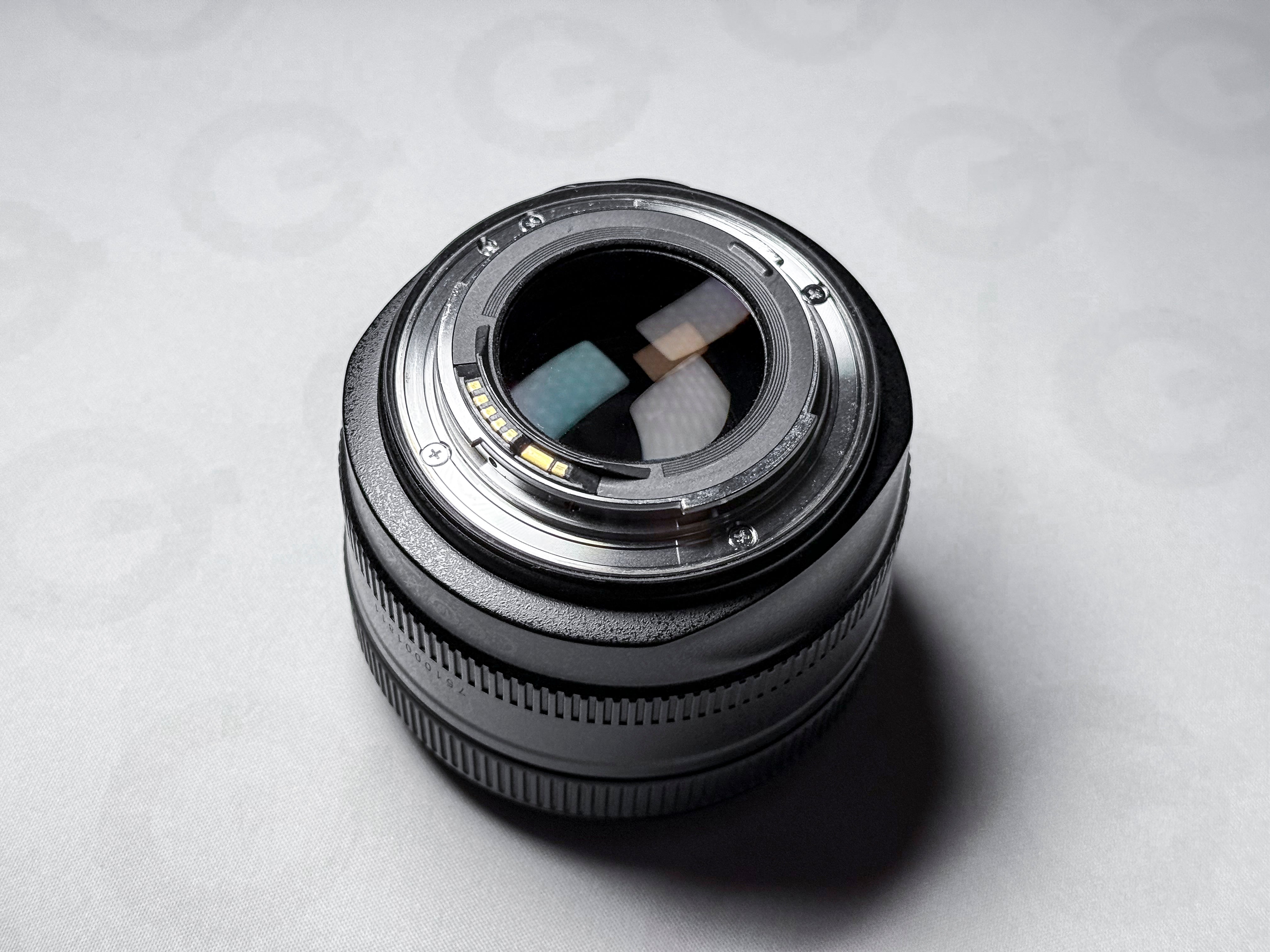 Canon EF 50mm f/1.2 USM L - Garanzia di 1 anno, ottimo con custodia e paraluce