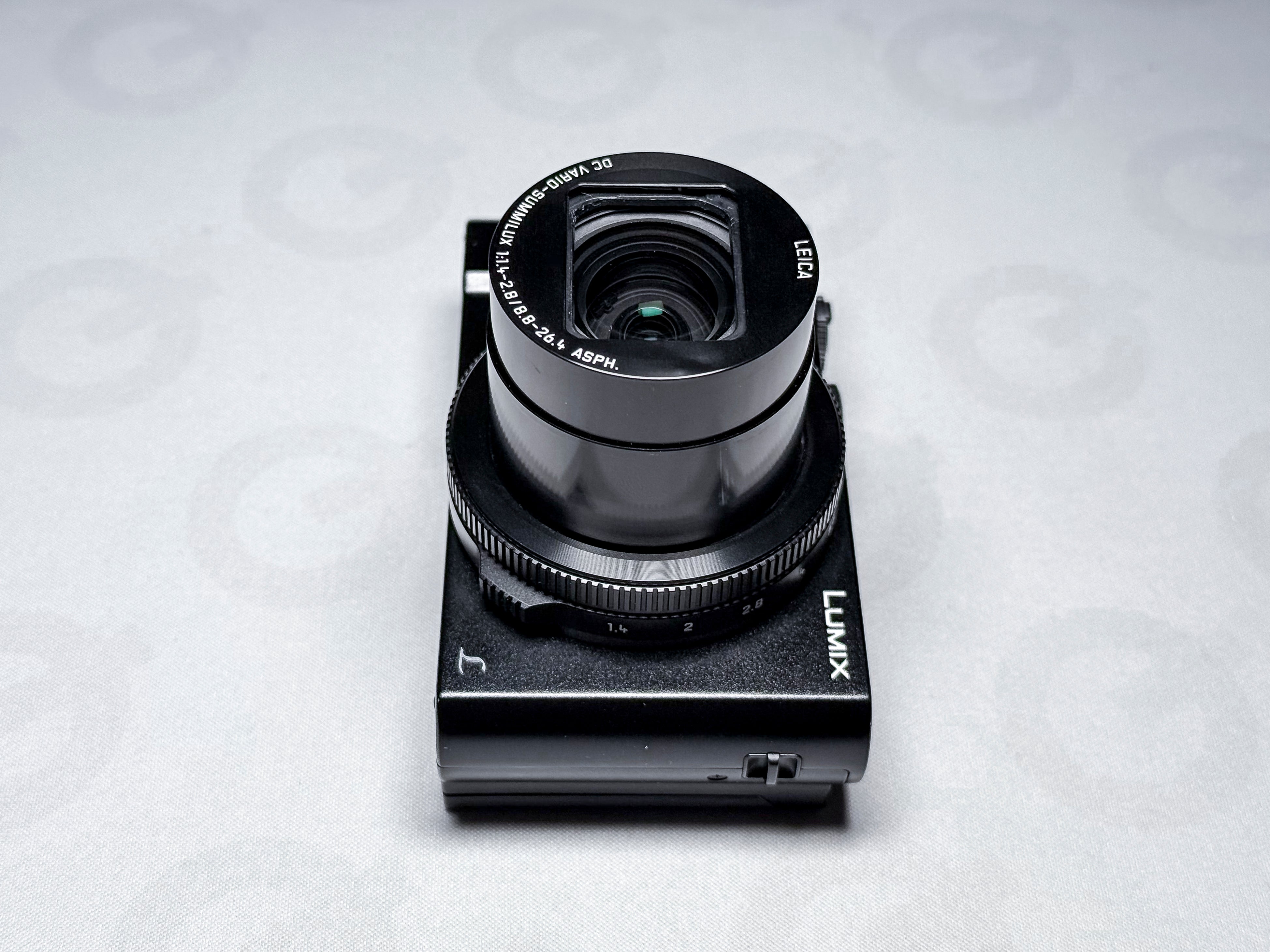 Panasonic Lumix LX15 - LX10 with Leica Summilux 4k Video - Warranty, Near Mint Condition