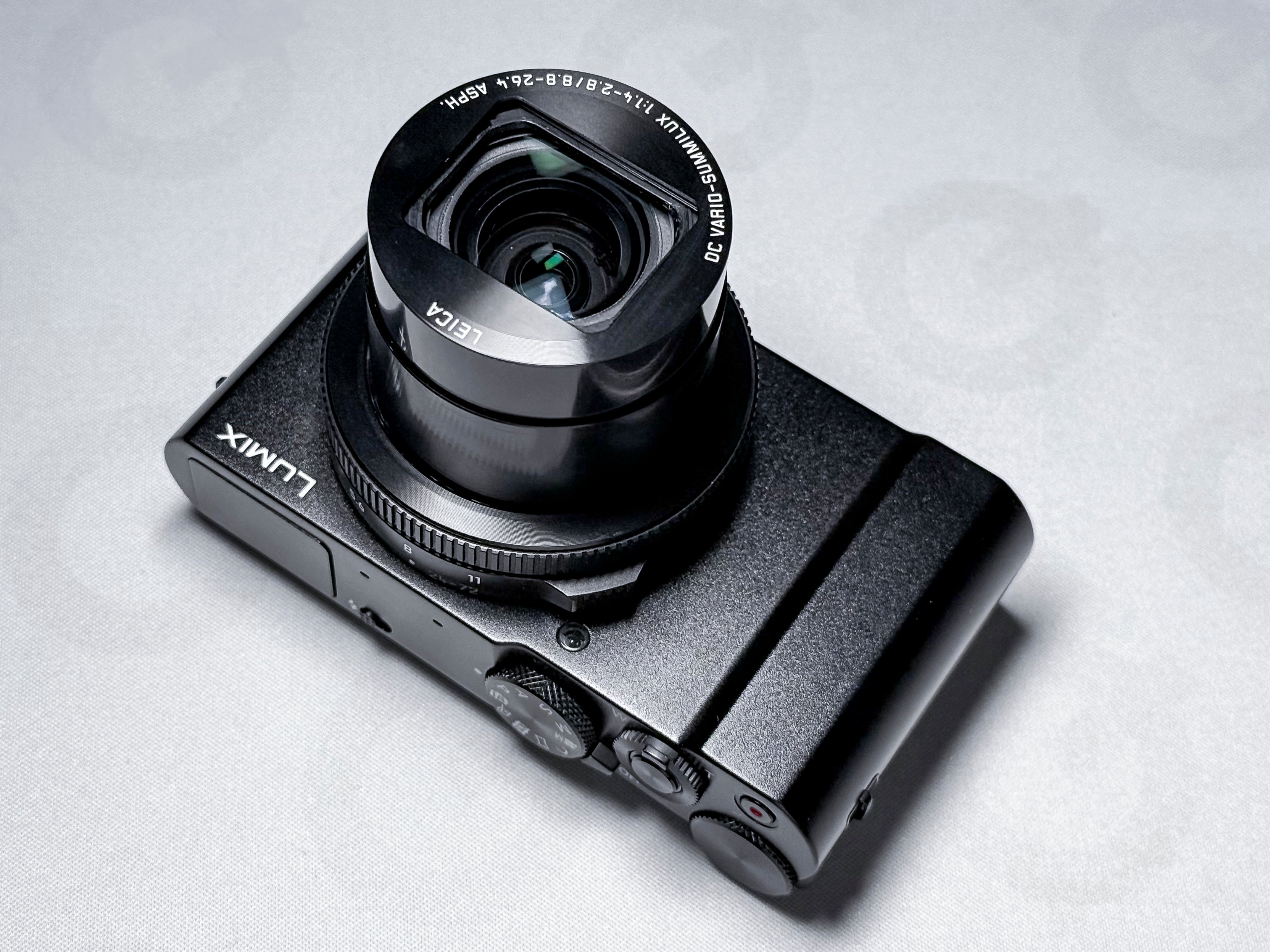 Panasonic Lumix LX15 - LX10 with Leica Summilux 4k Video - Warranty, Near Mint Condition