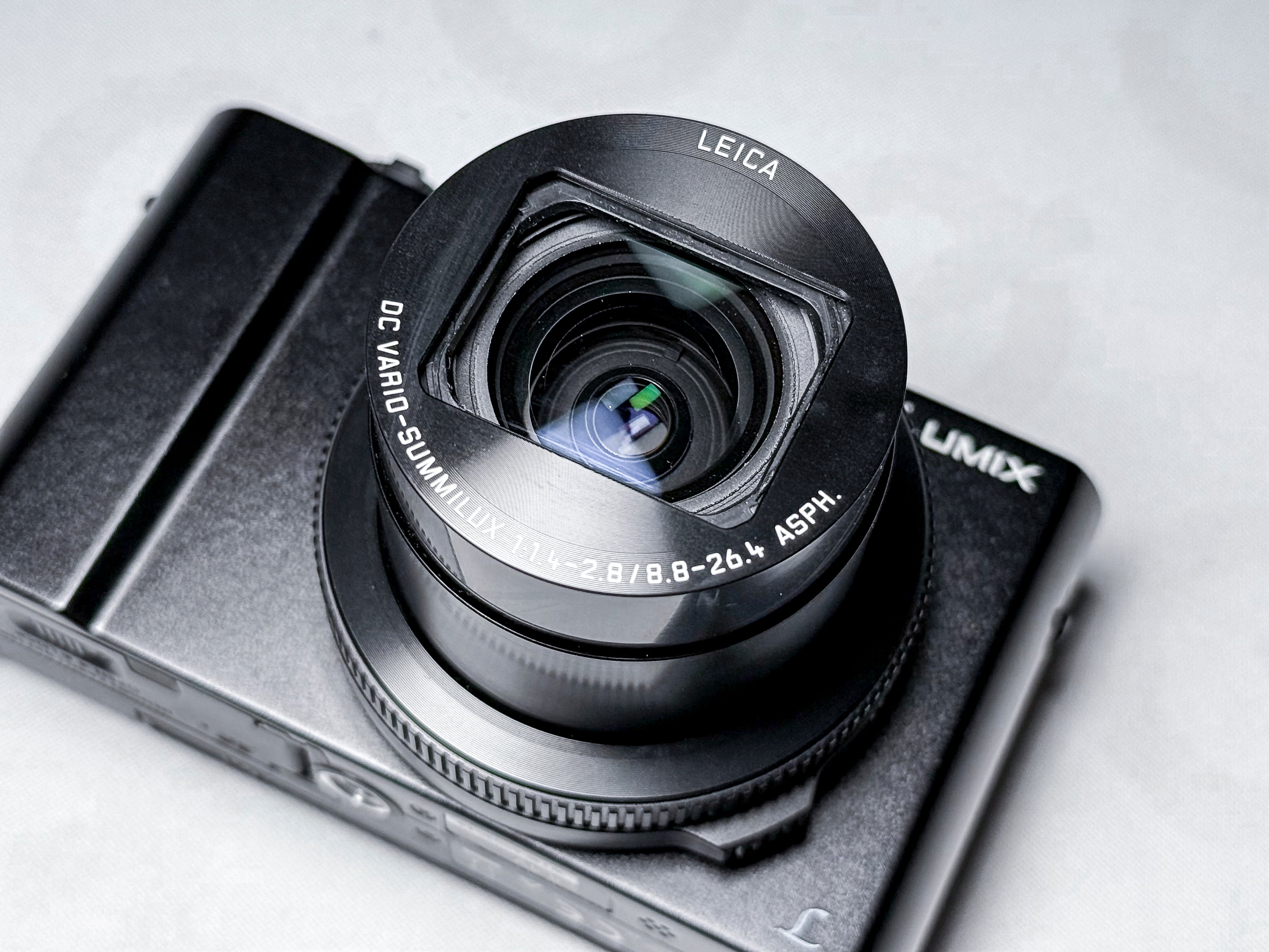 Panasonic Lumix LX15 - LX10 with Leica Summilux 4k Video - Warranty, Near Mint Condition